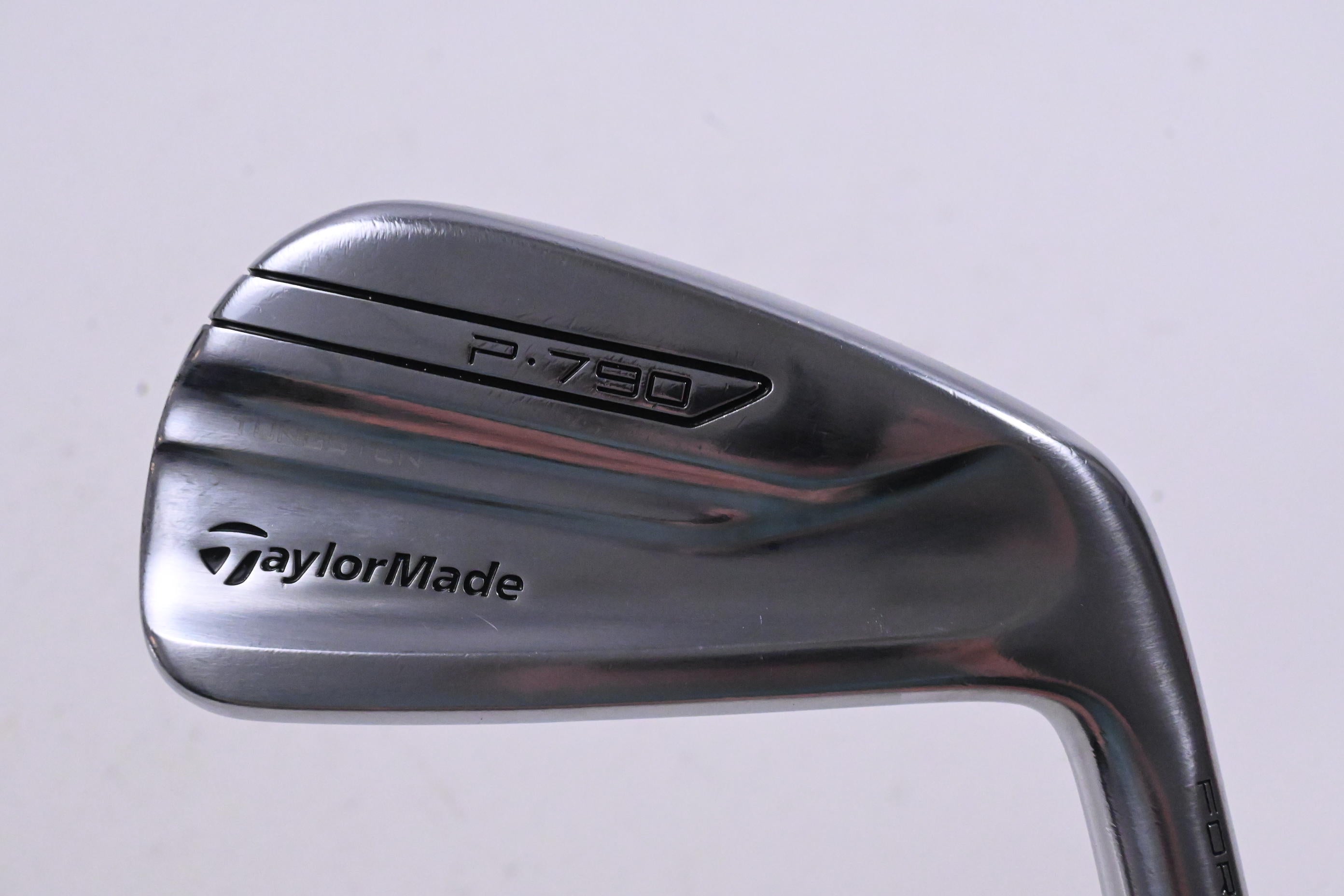 Taylormade P790 2017 #4 Iron / 21 Degree / Stiff Flex KBS Tour 90 Shaft