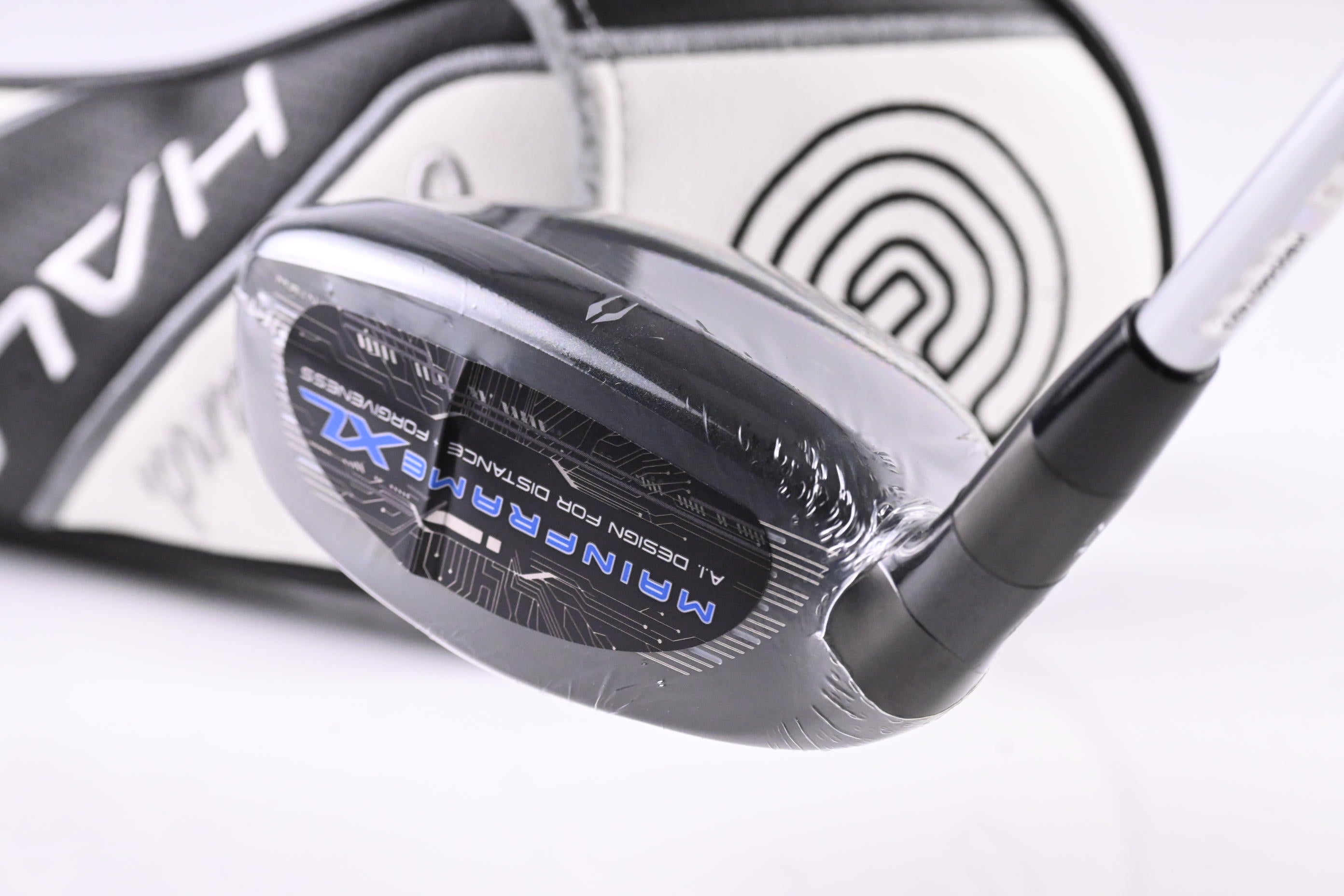 Ladies Cleveland Halo XL Hy-Wood #3 Hybrid / 17 Degree / Ladies Flex Aldila