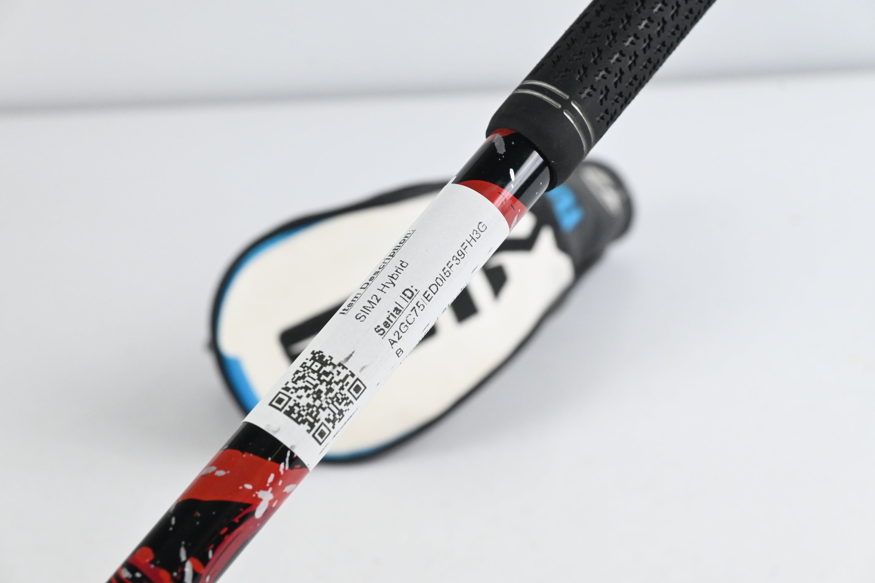Taylormade SIM2 #3 Hybrid / 19.5 Degree / Regular Flex Kai'li Red 75 Shaft
