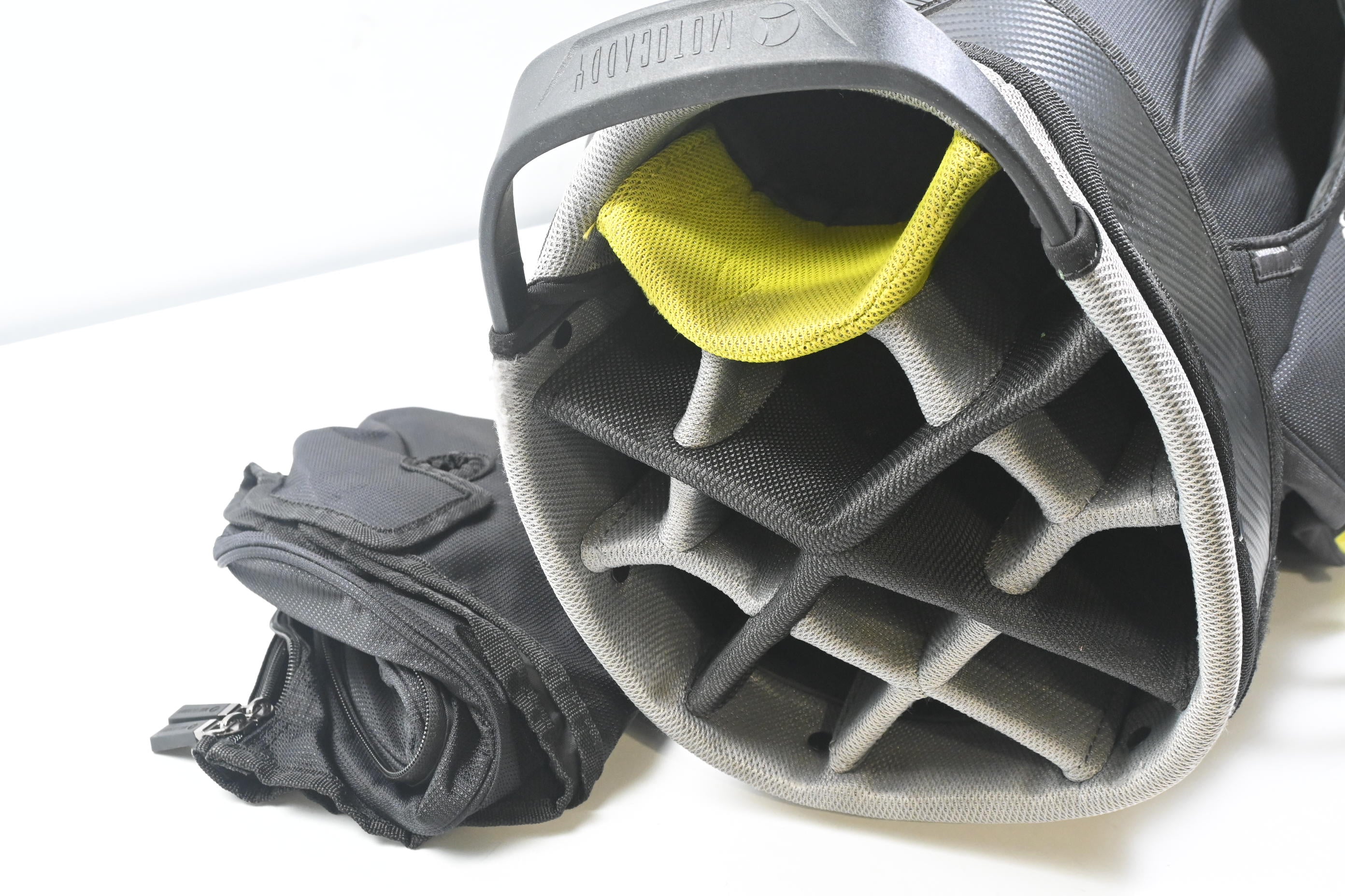Motocaddy Pro Series Stand Bag / 14-Way Divider / Black, Grey & Yellow