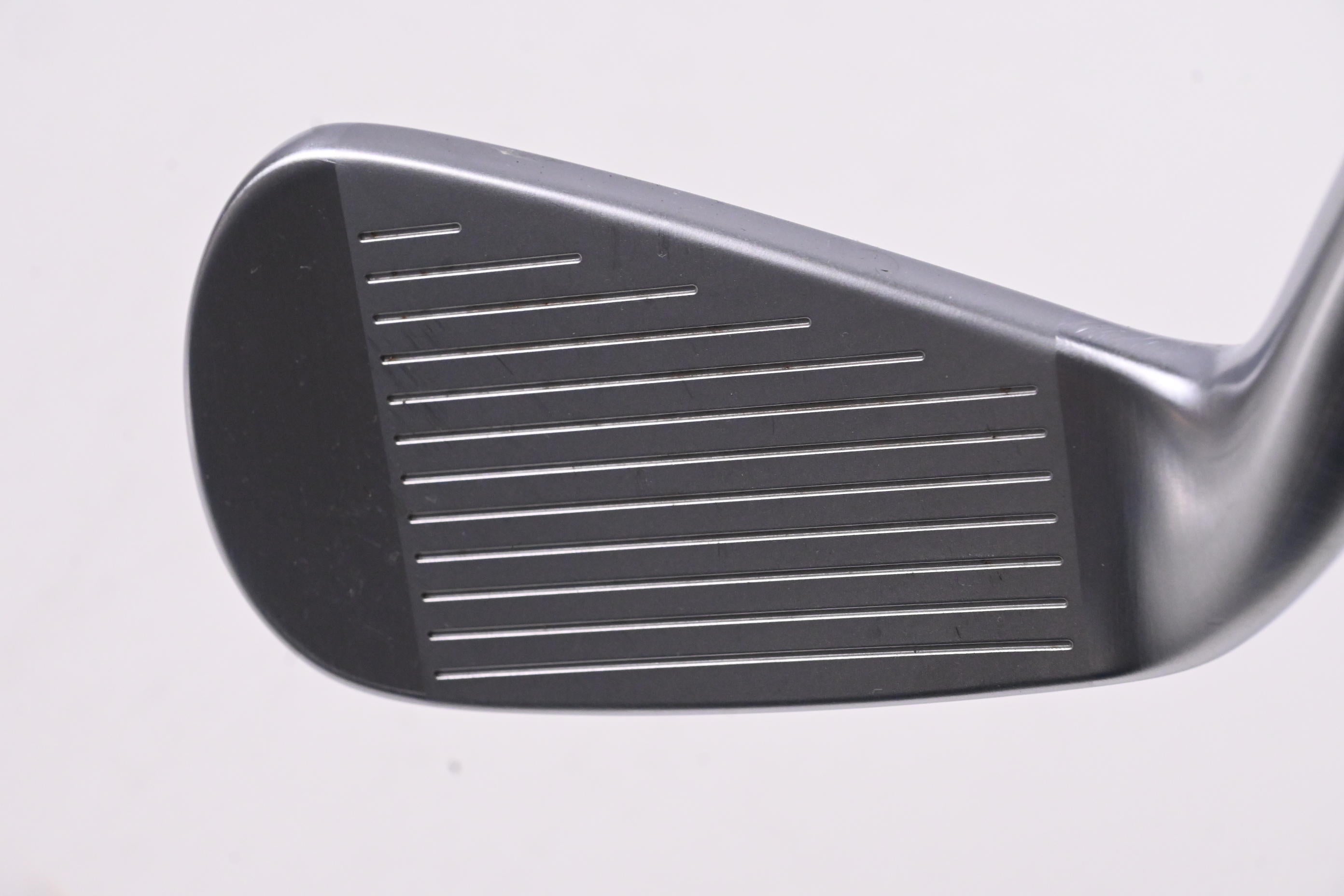 Taylormade SIM UDI #2 Iron / 18 Degree / Stiff Flex Diamana Thump 90 Shaft