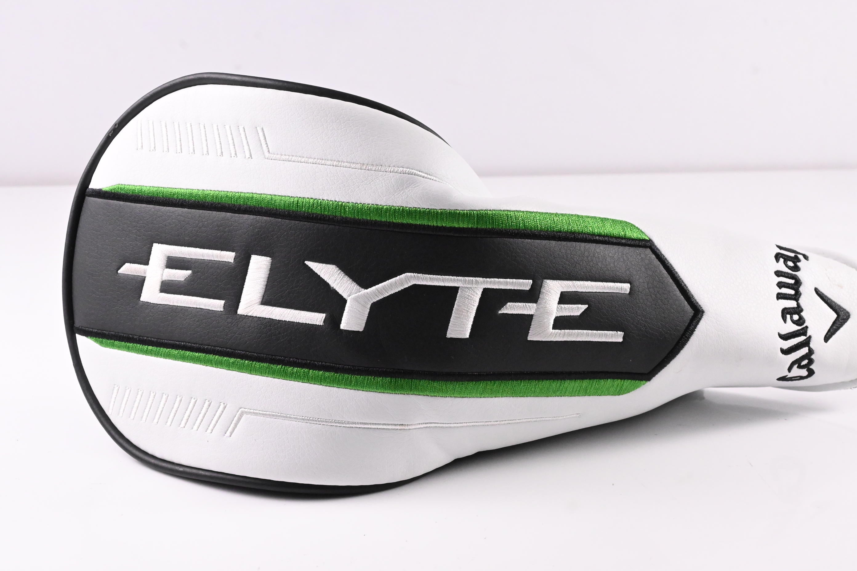 Callaway Elyte X Driver / 10.5 Degree / Regular Flex Vanquish 4 Shaft
