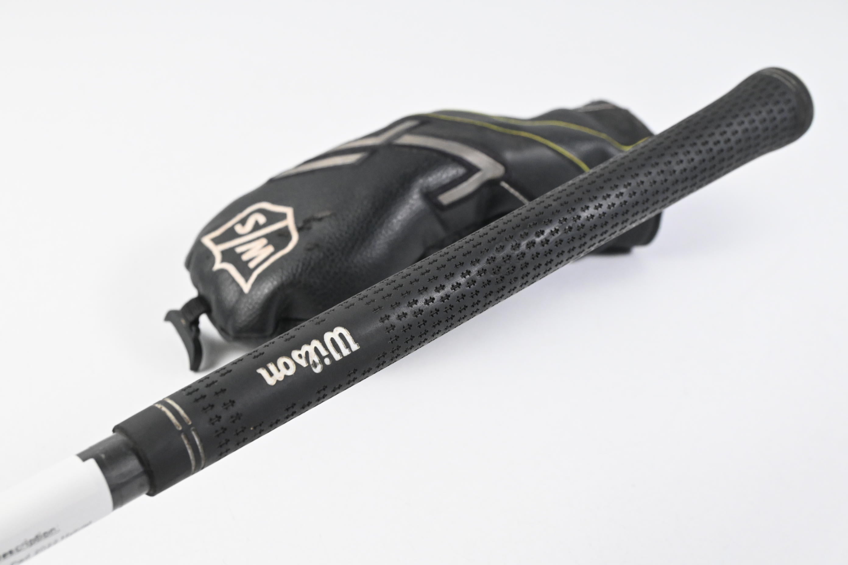 Wilson Launch Pad 2022 #4 Hybrid / 22.5 Degree / Regular Flex Evenflow 65 Shaft