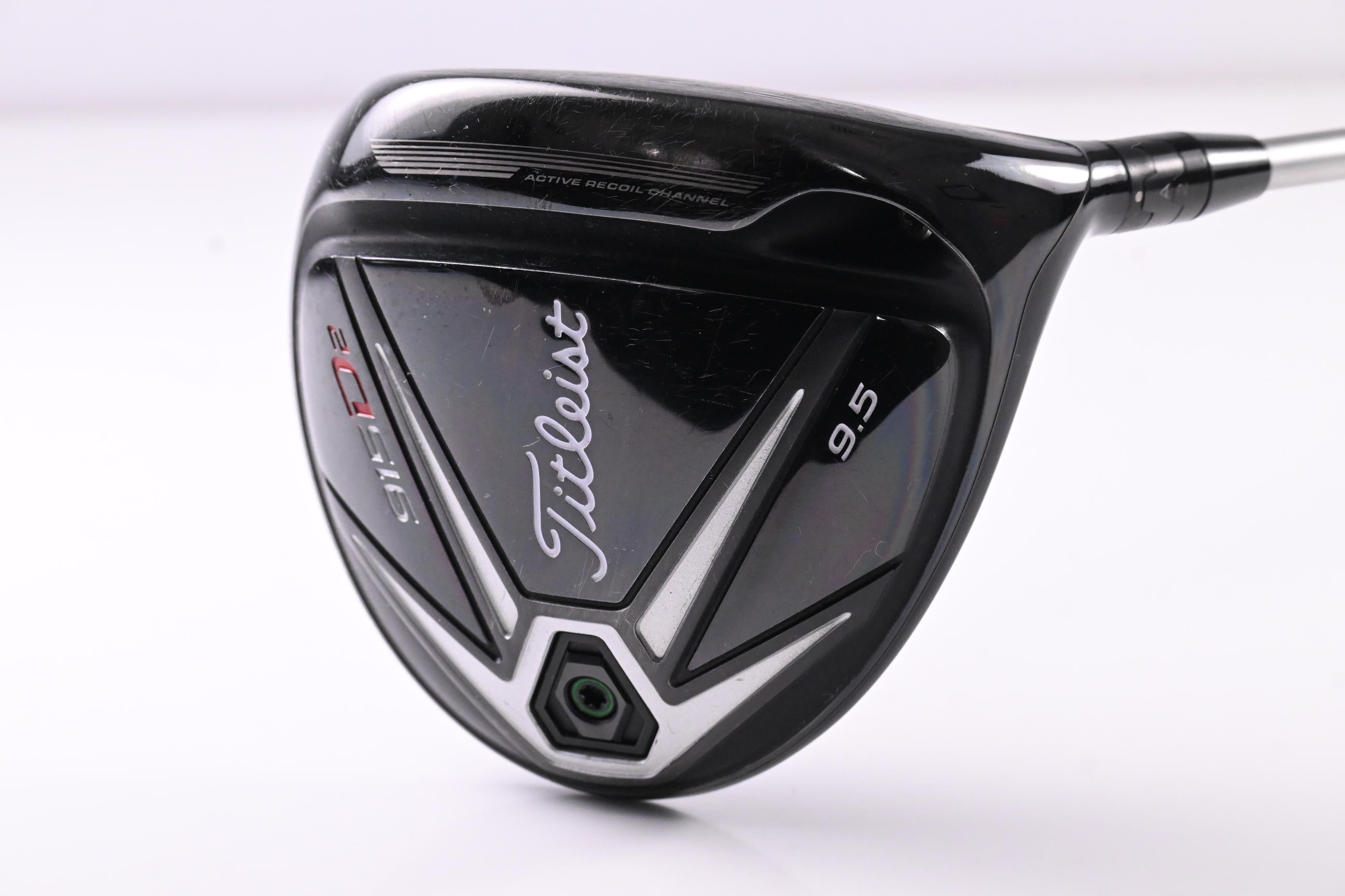 Titleist 915 D2 Driver / 9.5 Degree / Stiff Flex Mitsubishi Diamana S+ 60 Shaft