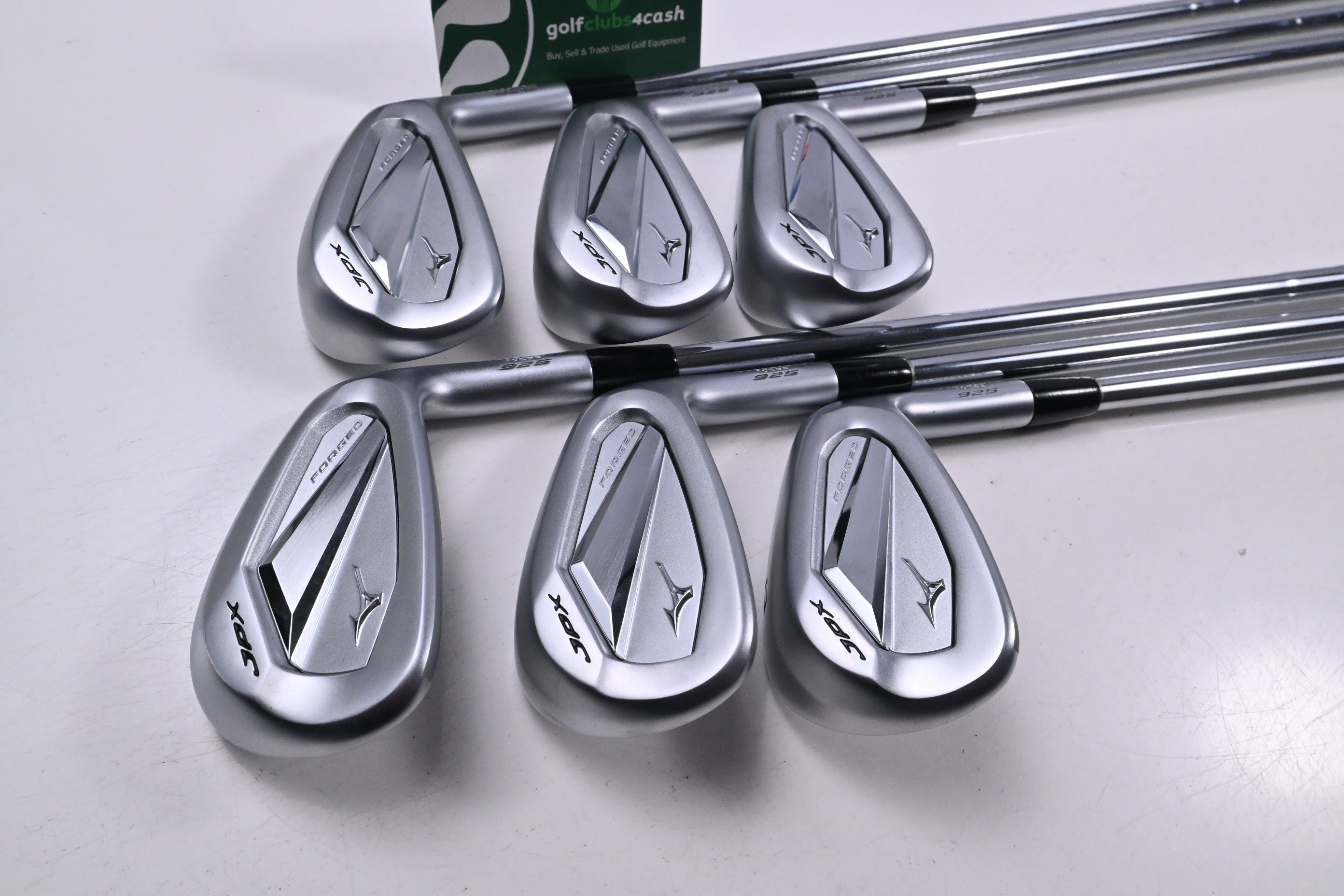 Mizuno JPX 925 Forged Irons / 5-PW / Regular Flex N.S. Pro Modus 3 Tour 105