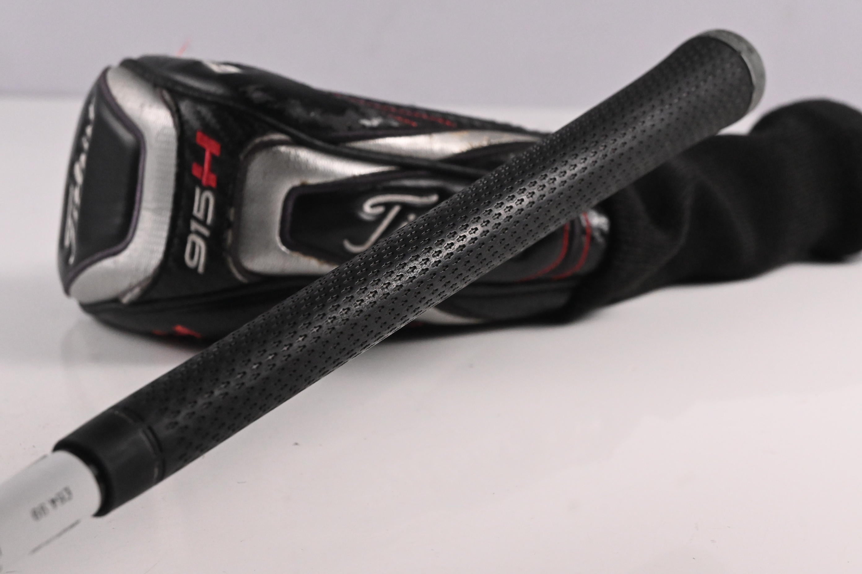 Titleist 915H #2 Hybrid / 18 Degree / Stiff Flex Aldila Rogue Black 85 Shaft