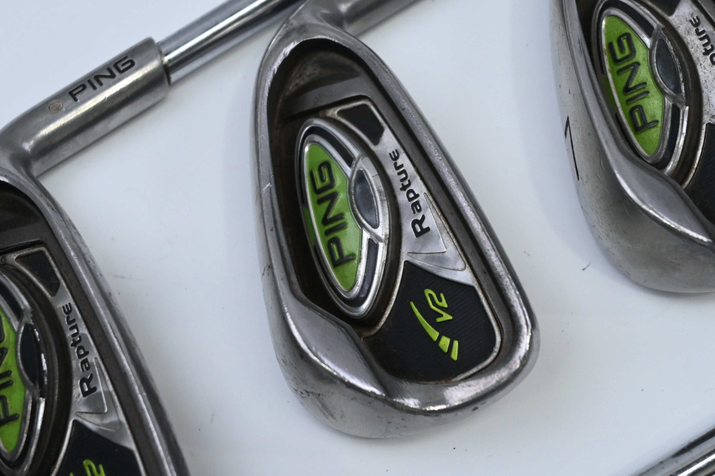 Ping Rapture V2 Irons / 5-PW+UW+SW / White Dot / Regular Flex Ping AWT 2.0