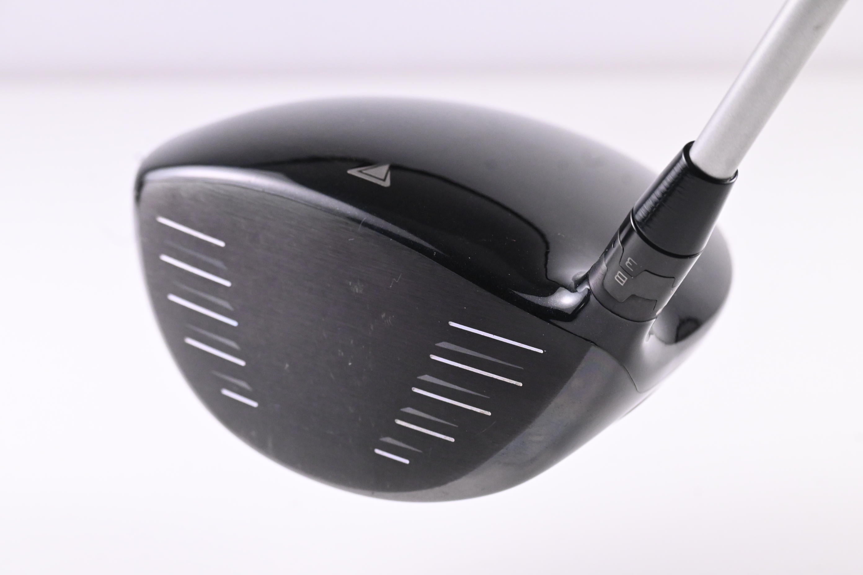 Titleist 915 D2 Driver / 9.5 Degree / Stiff Flex Mitsubishi Diamana S+ 60 Shaft