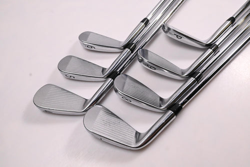 Titleist 718 MB Irons / 4-PW / X-Flex Project X Shafts