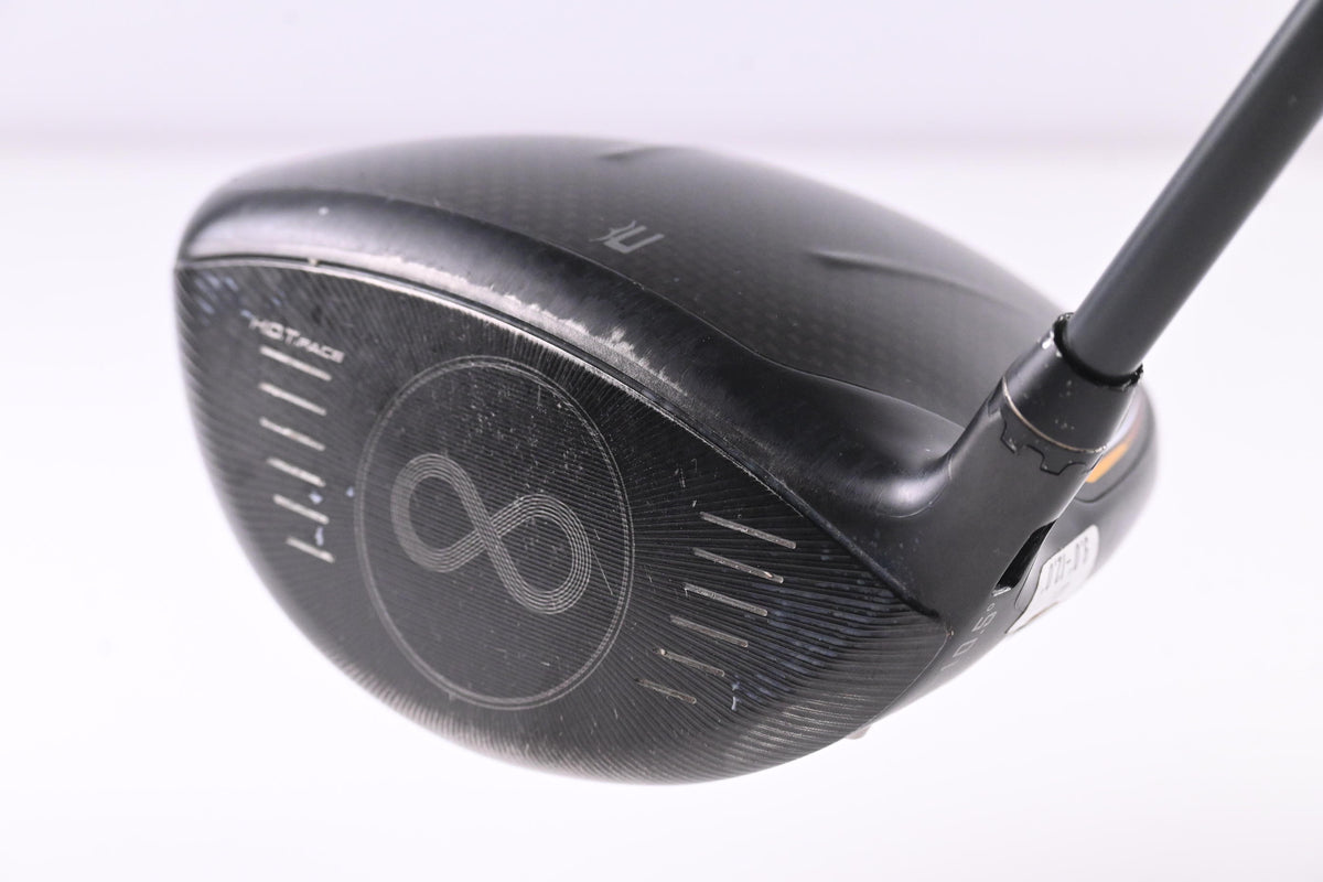 Cobra LTDx Max Driver / 10.5 Degree / Stiff Flex Fujikura Pro Black 60 Shaft
