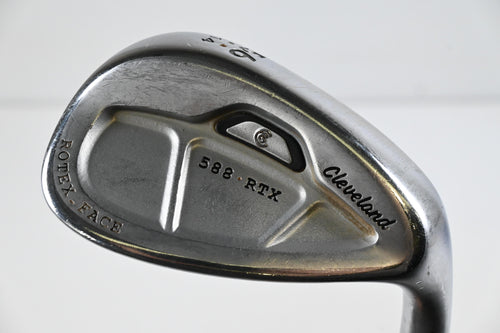 Cleveland 588 RTX Sand Wedge / 56 Degree / Wedge Flex Dynamic Gold Shaft