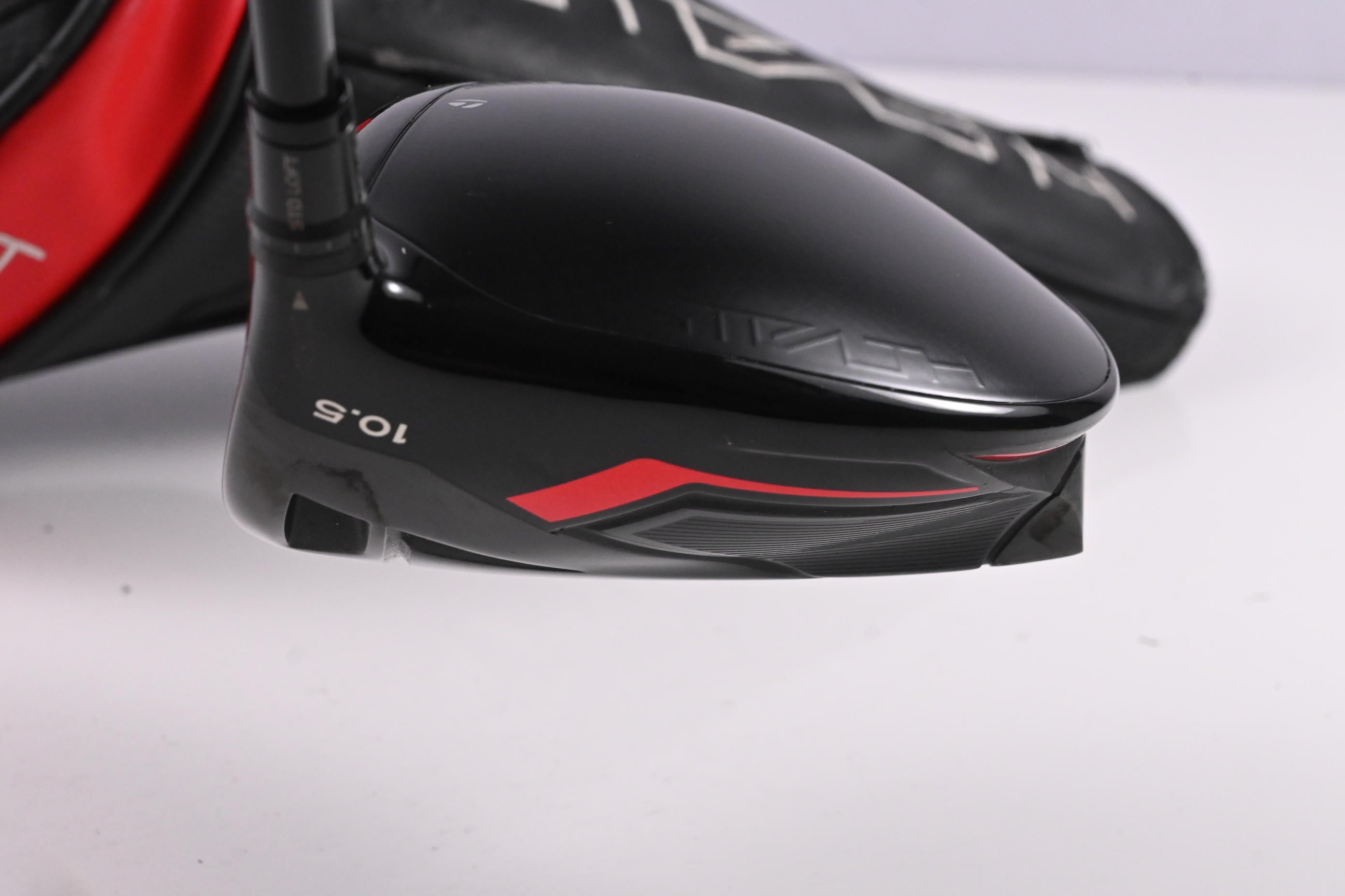 Taylormade Stealth Driver / 10.5 Degree / Regular Flex Ventus Red 5 Shaft