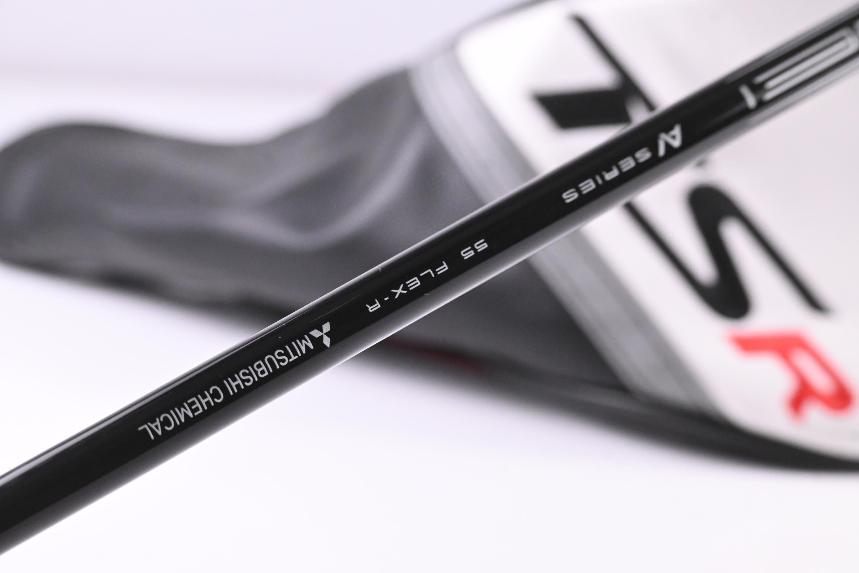 Titleist TSR2 Driver / 11 Degree / Regular Flex Tensei AV Blue 55 Shaft