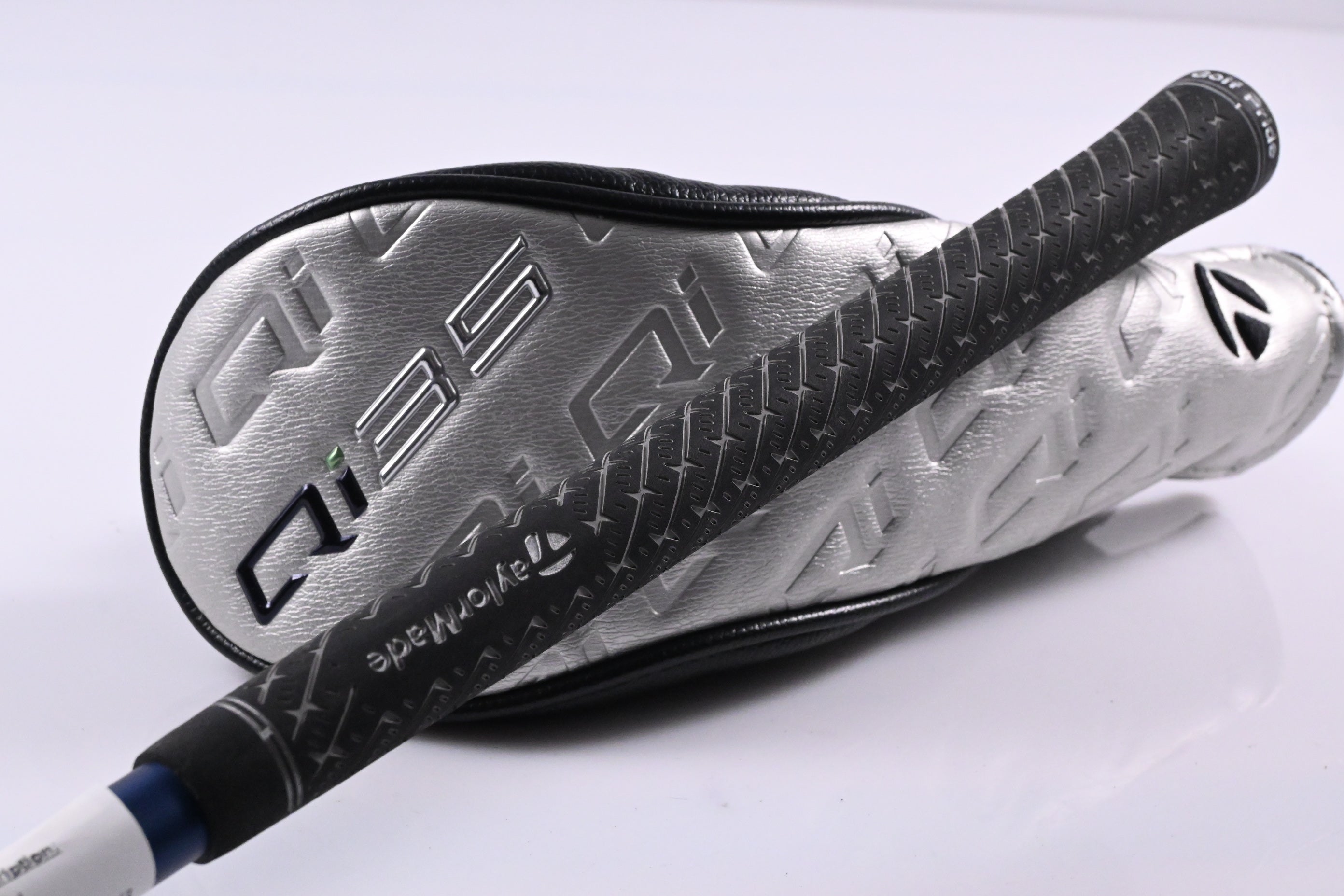 Taylormade Qi35 #4 Hybrid / 22 Degree / Regular Flex Ventus Blue 6 Shaft