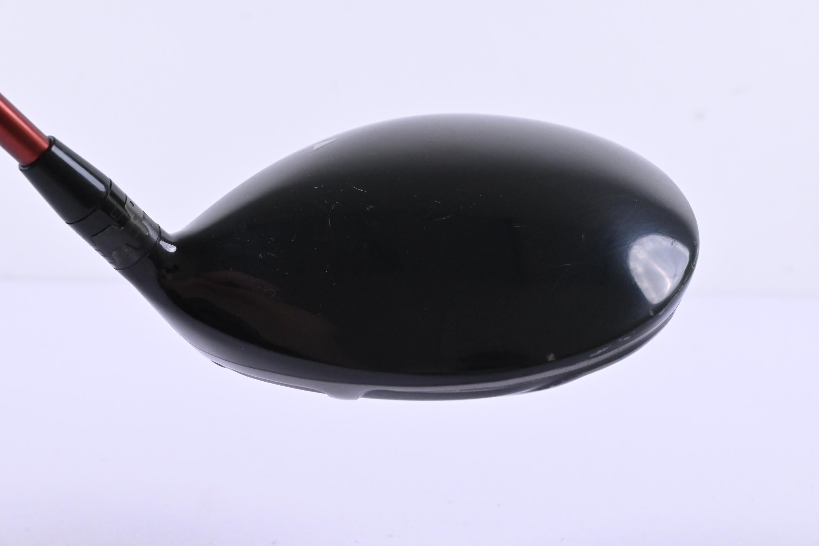 Titleist 910 D2 Driver / 9.5 Degree / Regular Flex Diamana 'ilima 61 Shaft