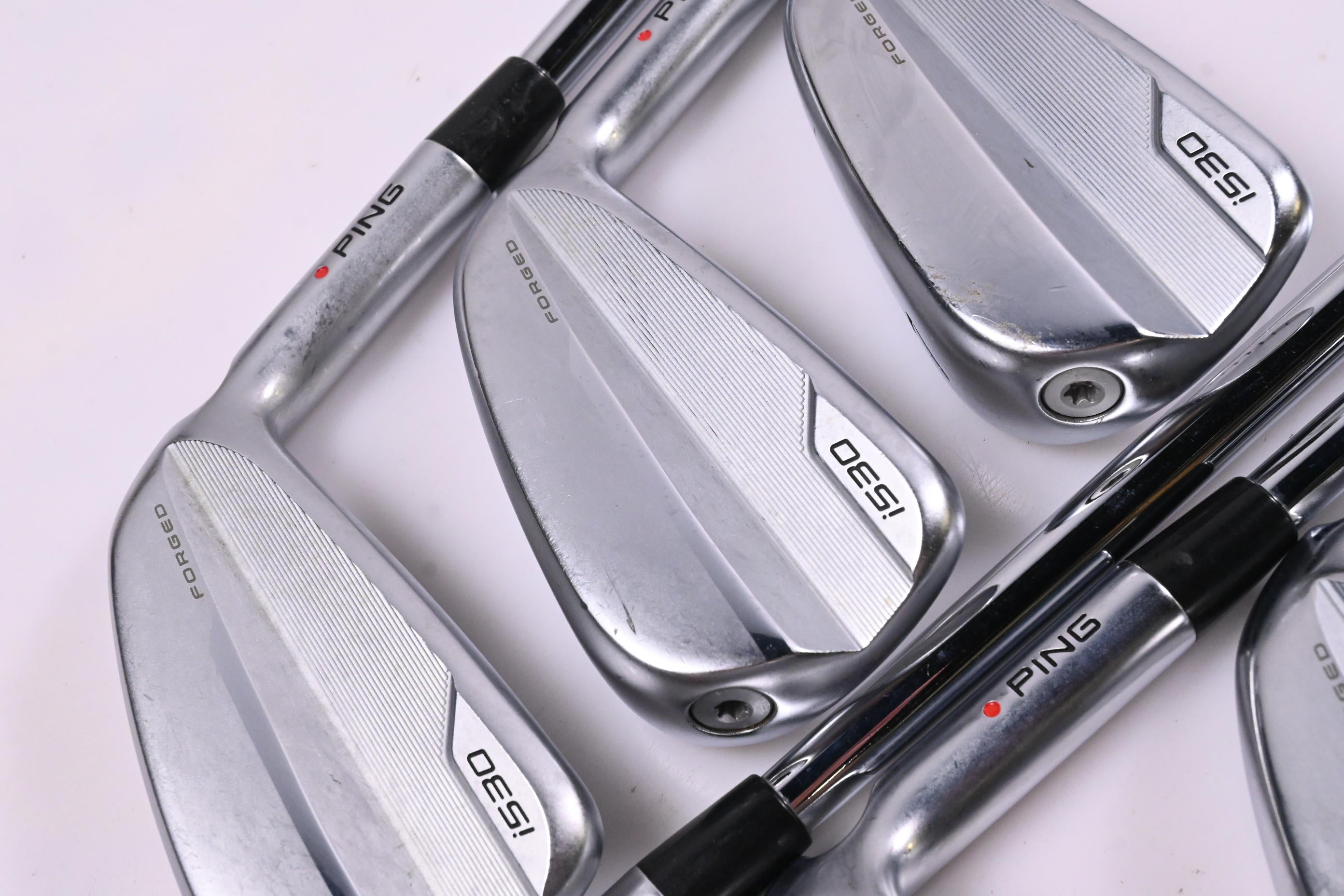 Ping i530 Irons / 5-PW+GW / Red Dot / Stiff Flex Dynamic Gold 120 S300 Shafts