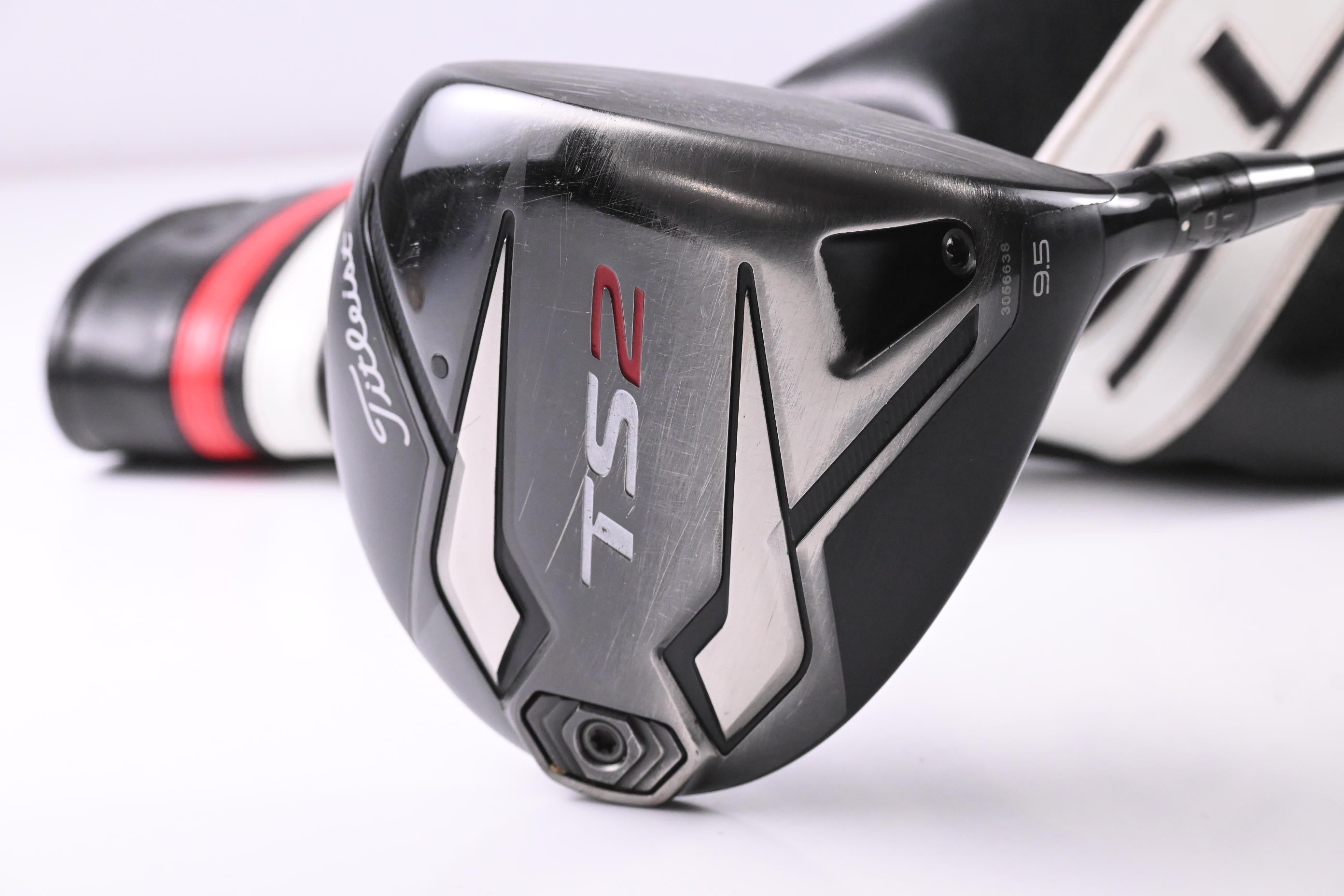 Titleist TS2 Driver / 9.5 Degree / Stiff Flex HZRDUS Gen4 Black 60 Shaft