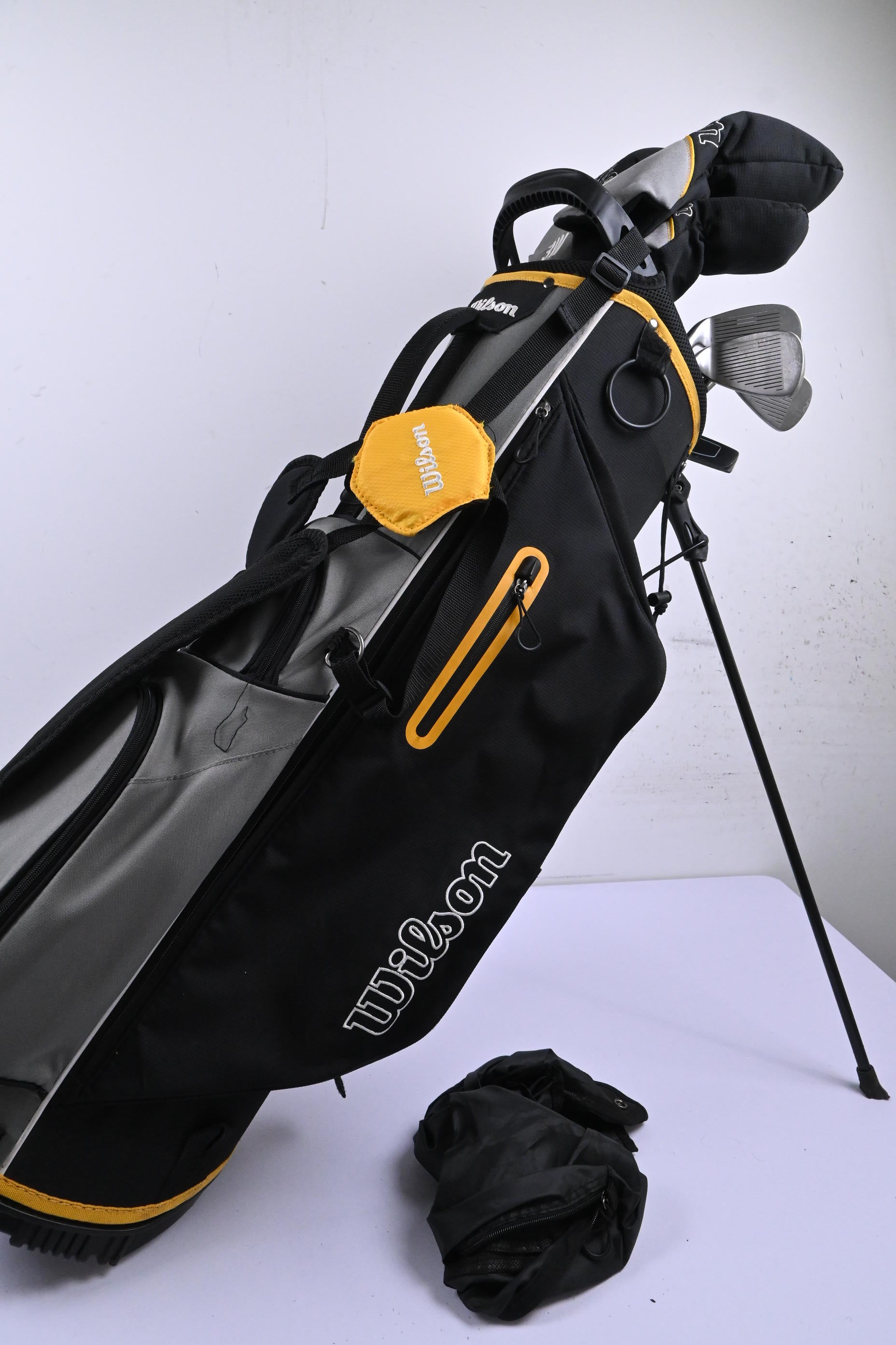 Wilson Ultra HL Package Set / Woods, Irons, Putter, Bag