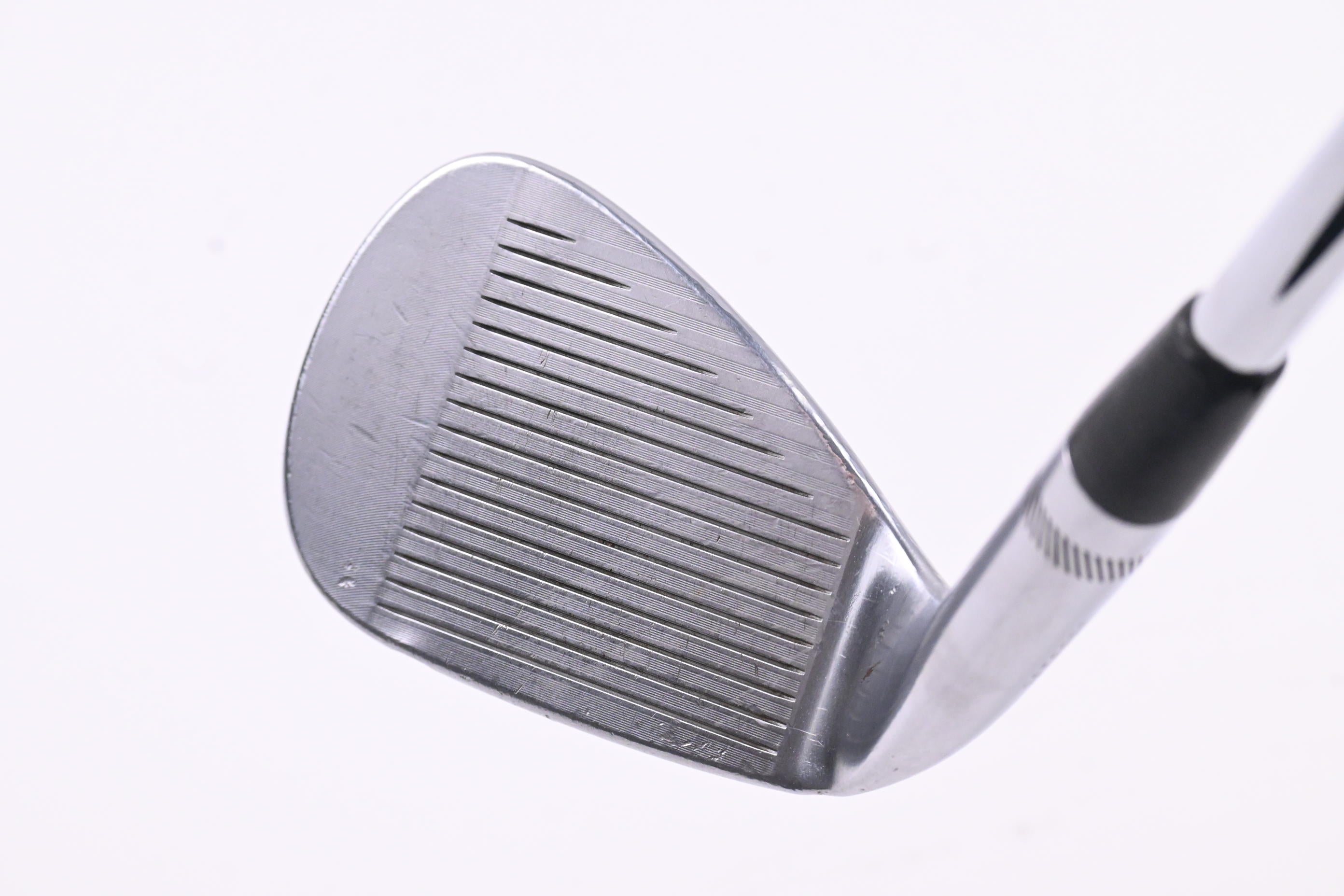 Titleist Vokey SM8 Pitching Wedge / 46 Degree / Stiff Flex AMT White S300 Shafts