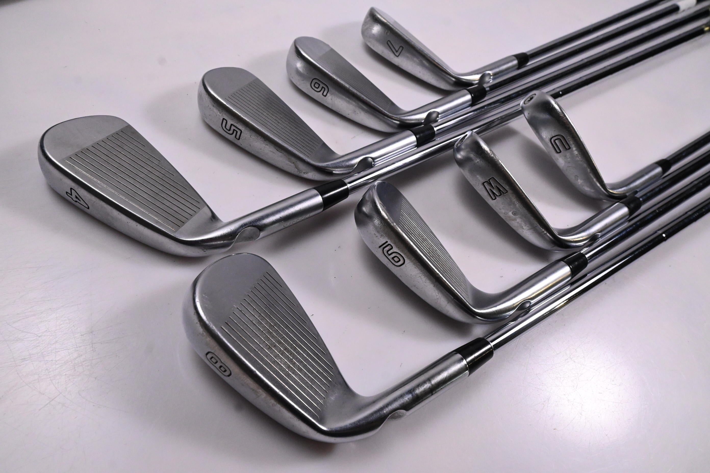 Ping i500 Irons / 4-PW+GW / White Dot / Stiff Flex Dynamic Gold S300 Shafts