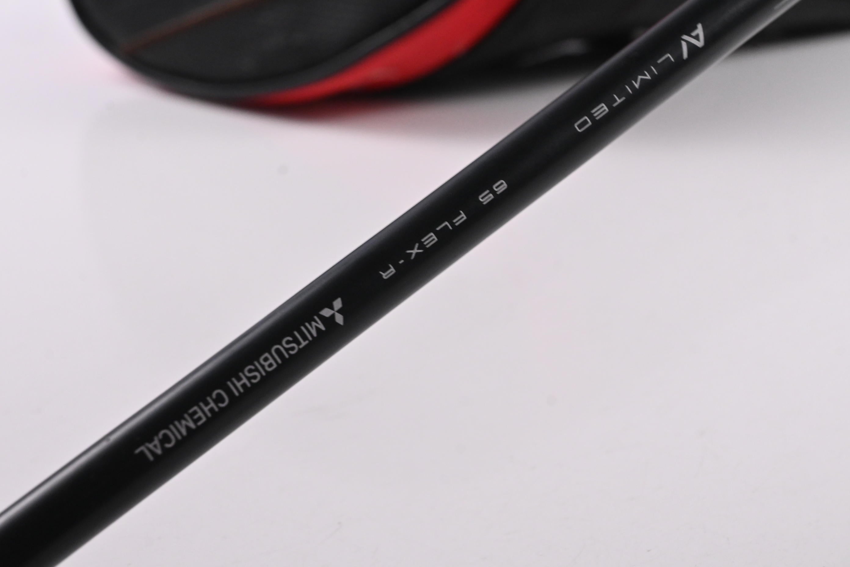 Taylormade Stealth HD Driver / 10.5 Degree / Regular Flex Tensei AV Blue 65