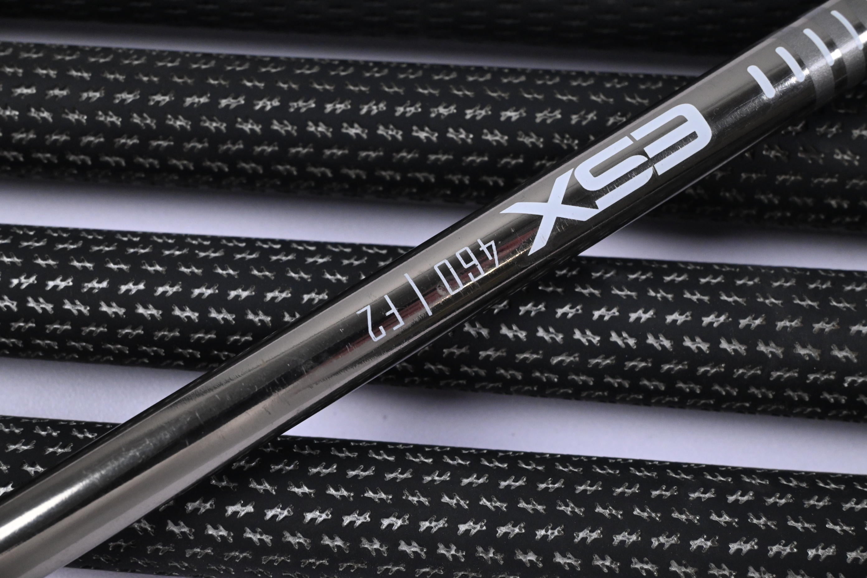 Taylormade SIM2 Max Irons / 6-PW / Senior Flex UST Recoil ESX 460 Shafts