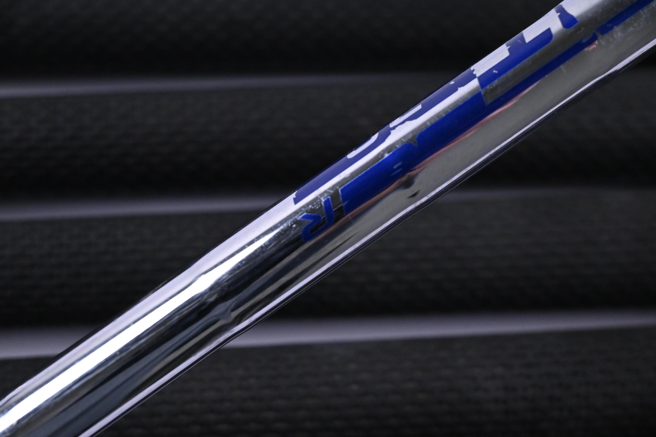 Ping G400 Irons / 4-PW / Black Dot / Regular Flex Ping AWT 2.0 Shafts