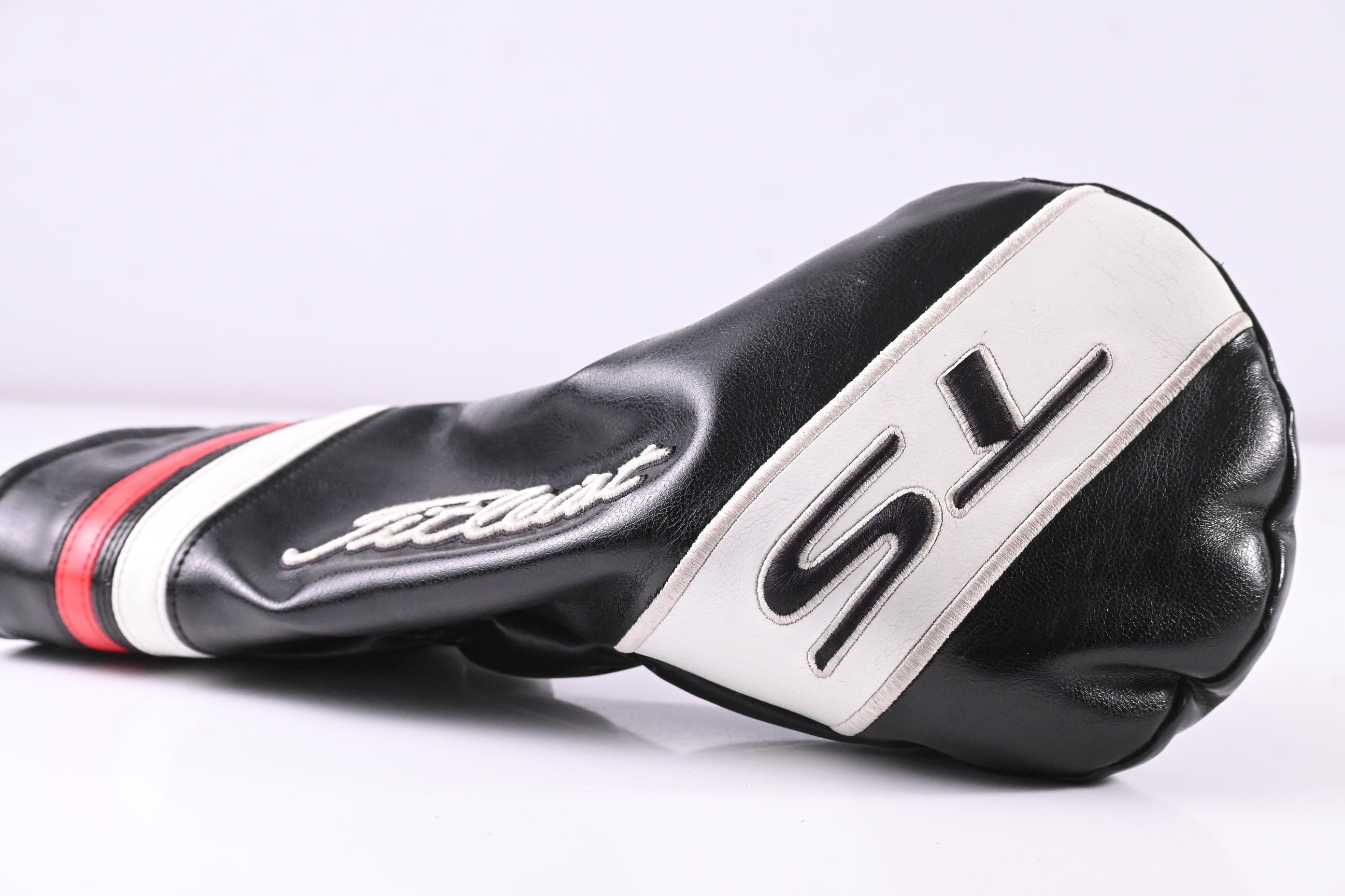 Titleist TS2 Driver / 9.5 Degree / Stiff Flex HZRDUS Gen4 Black 60 Shaft