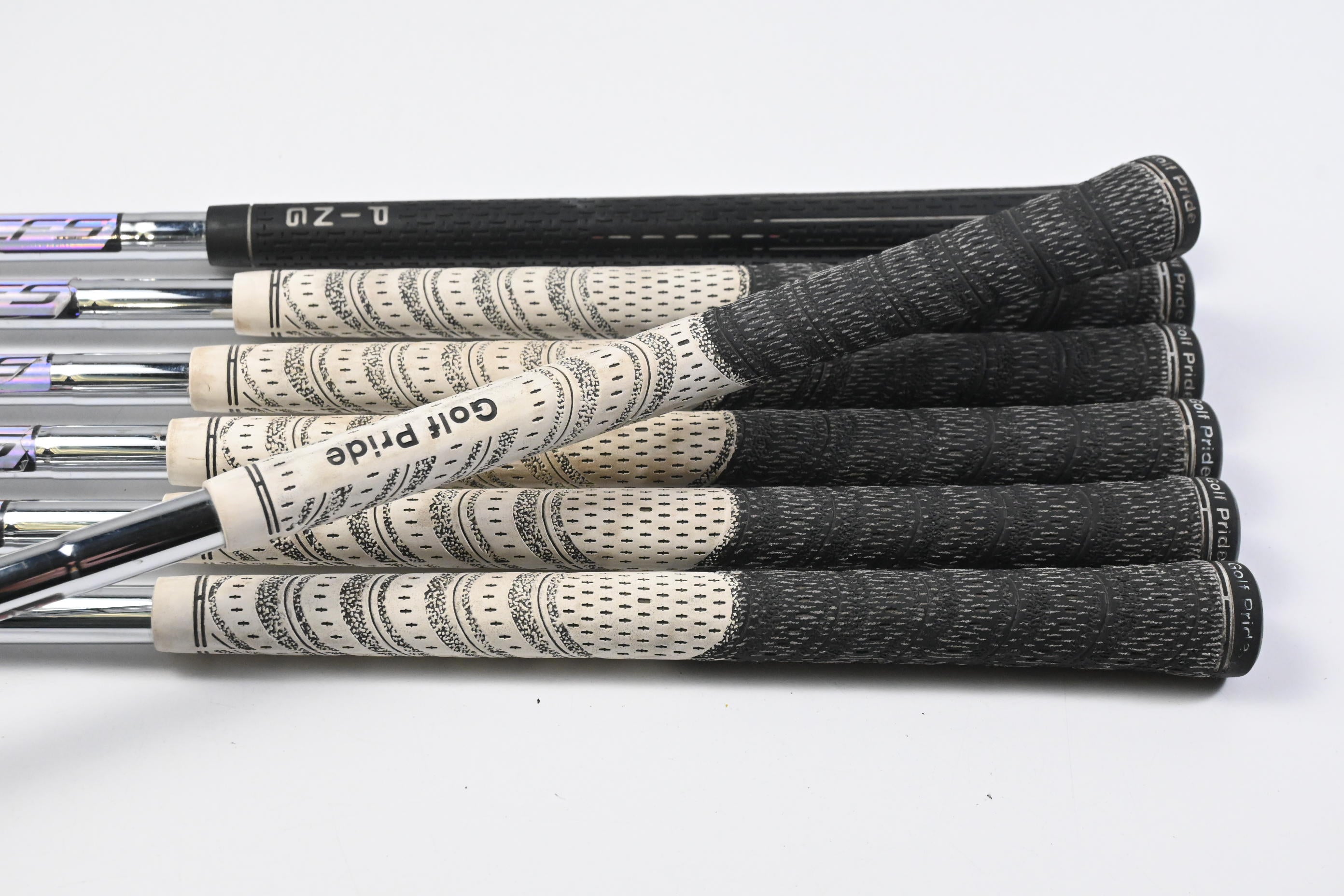 Ping i25 Irons / 4-PW / Black Dot / Regular Flex Ping CFS Shafts