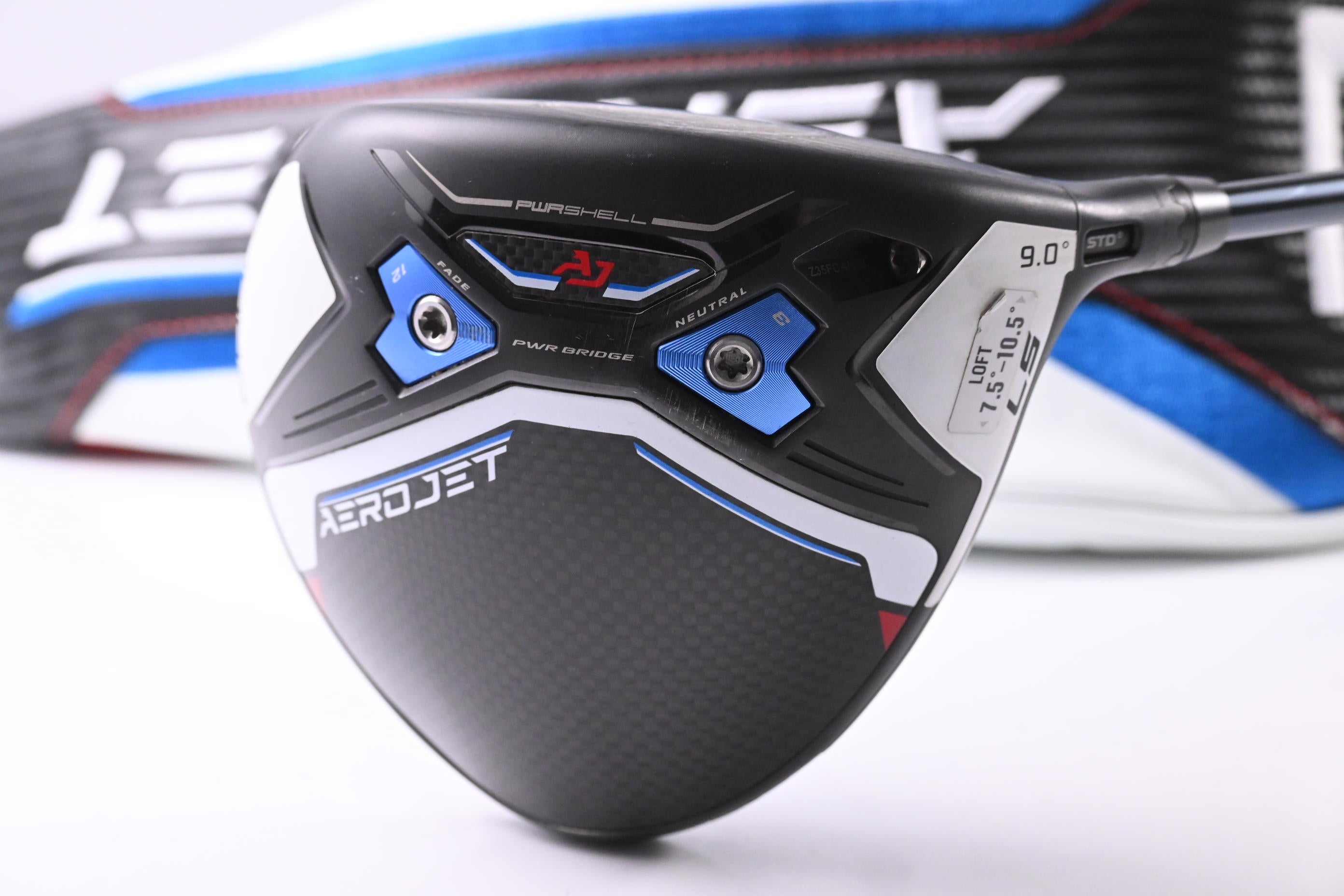 Cobra Aerojet LS Driver / 9 Degree / Stiff Flex UST LinQ M40X 6 Shaft