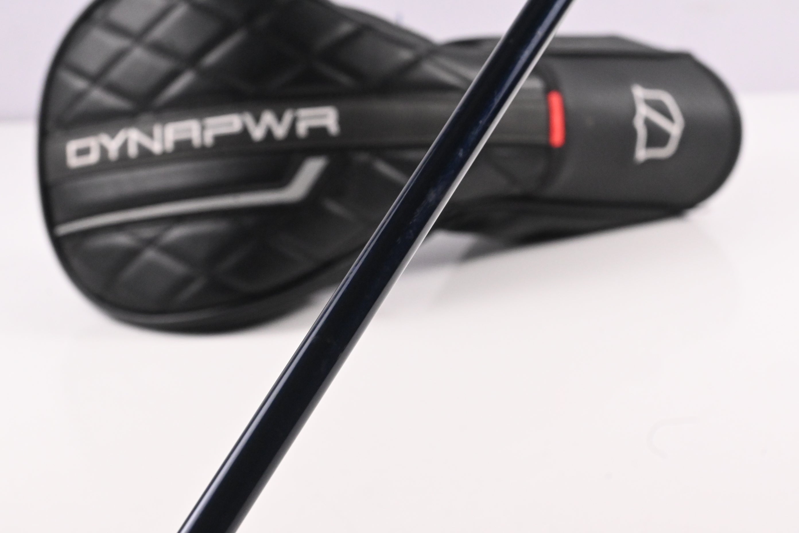 Wilson DYNAPWR Carbon 2025 Driver / 10.5 Degree / Regular Flex Ventus TR Blue 5