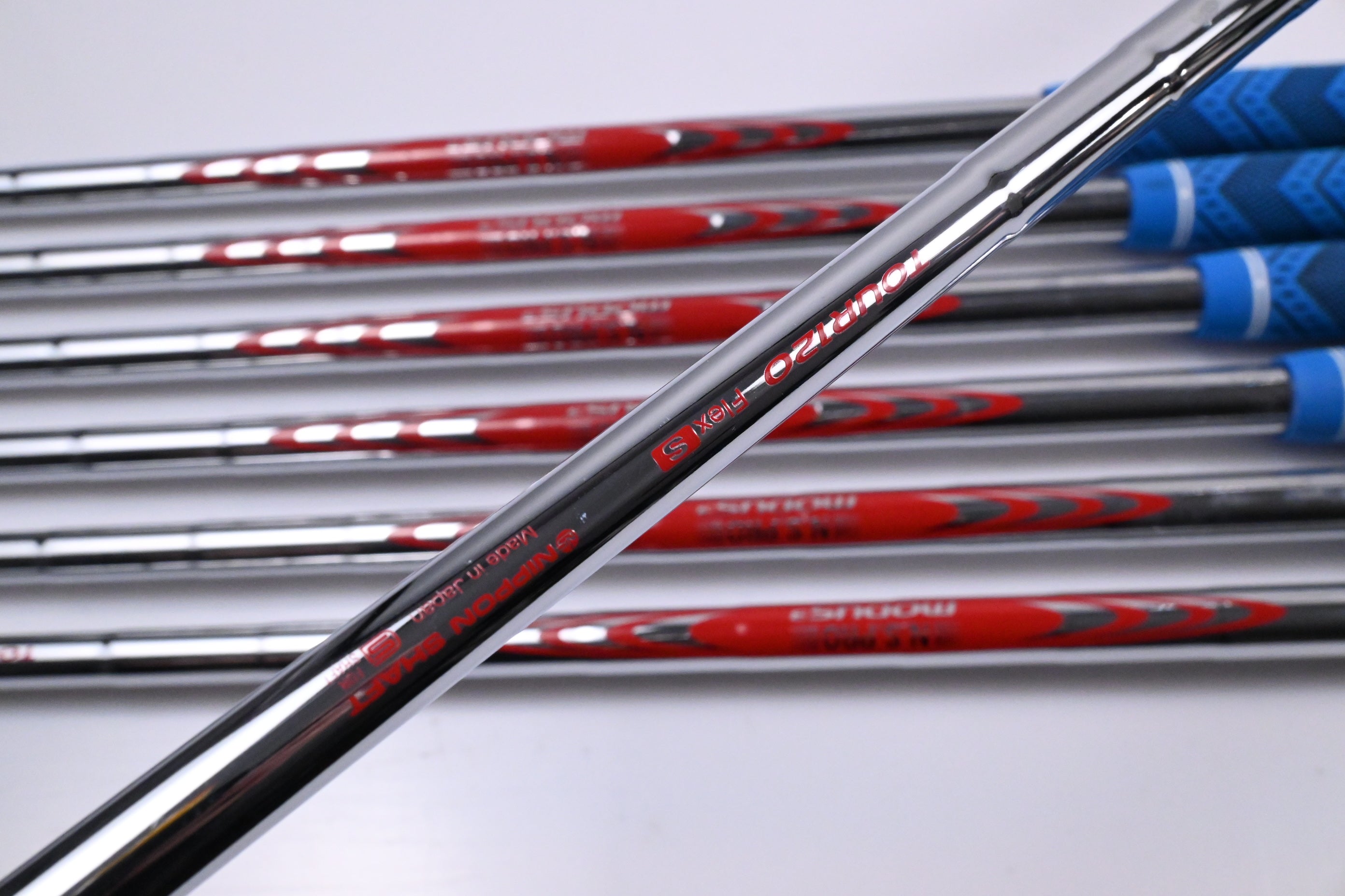 Srixon ZXi4 Irons / 4-PW / Stiff Flex N.S.Pro Modus3 Tour 120 Shafts