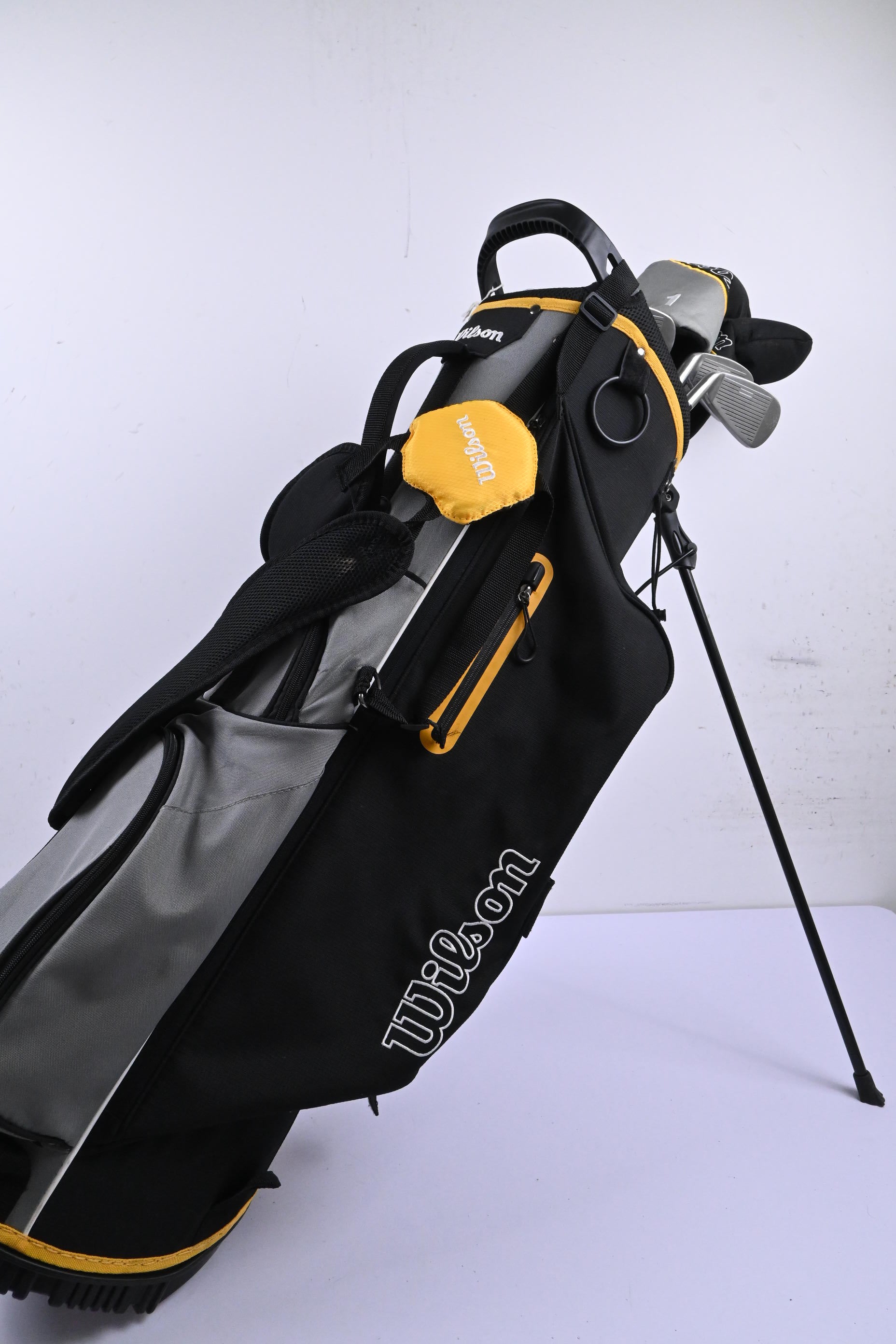Wilson Ultra HL Package Set / Woods, Irons, Putter, Bag