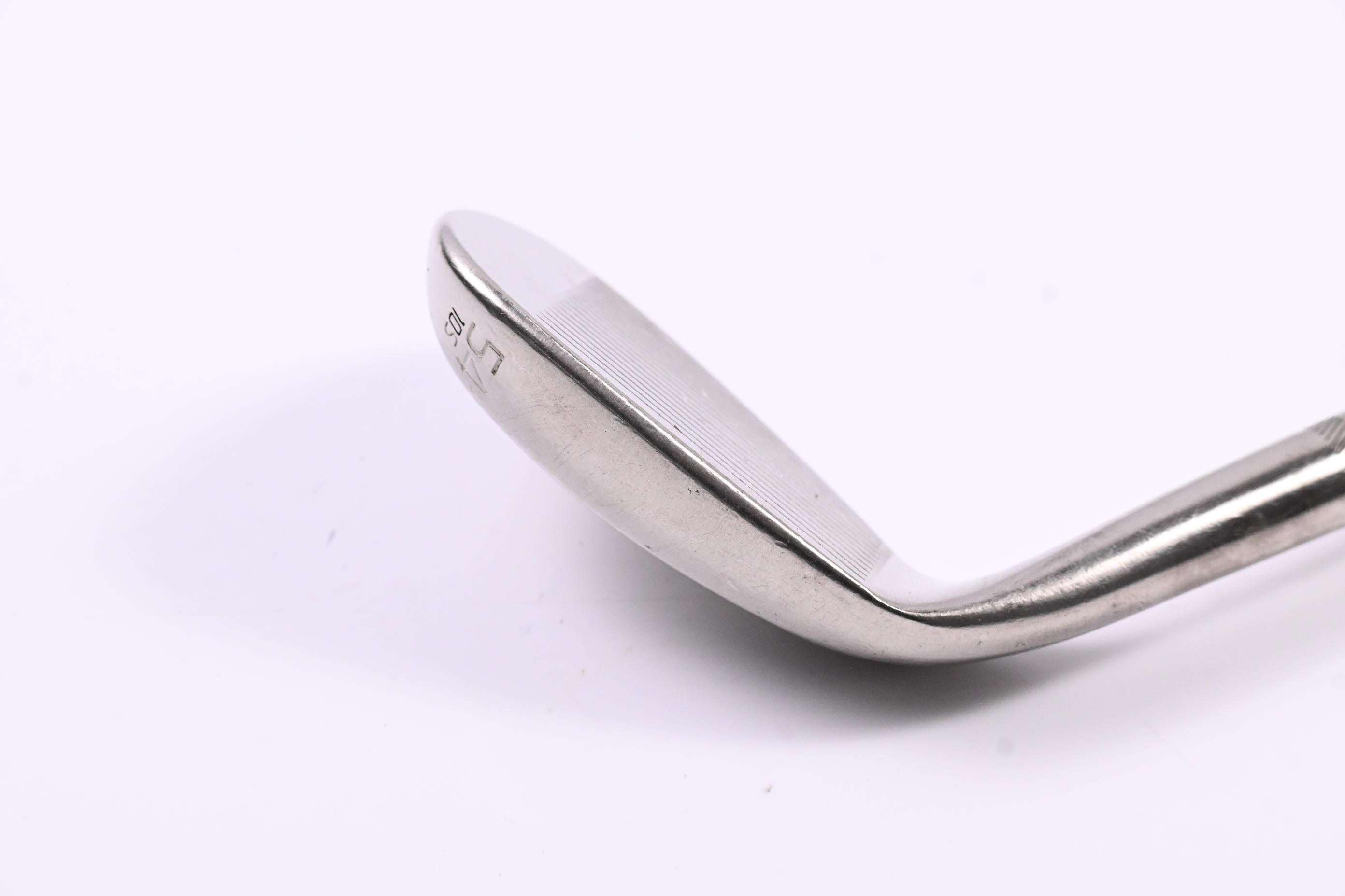 Titleist Vokey SM9 Sand Wedge / 54 Degree / Wedge Flex Titleist Vokey SM9 Shaft