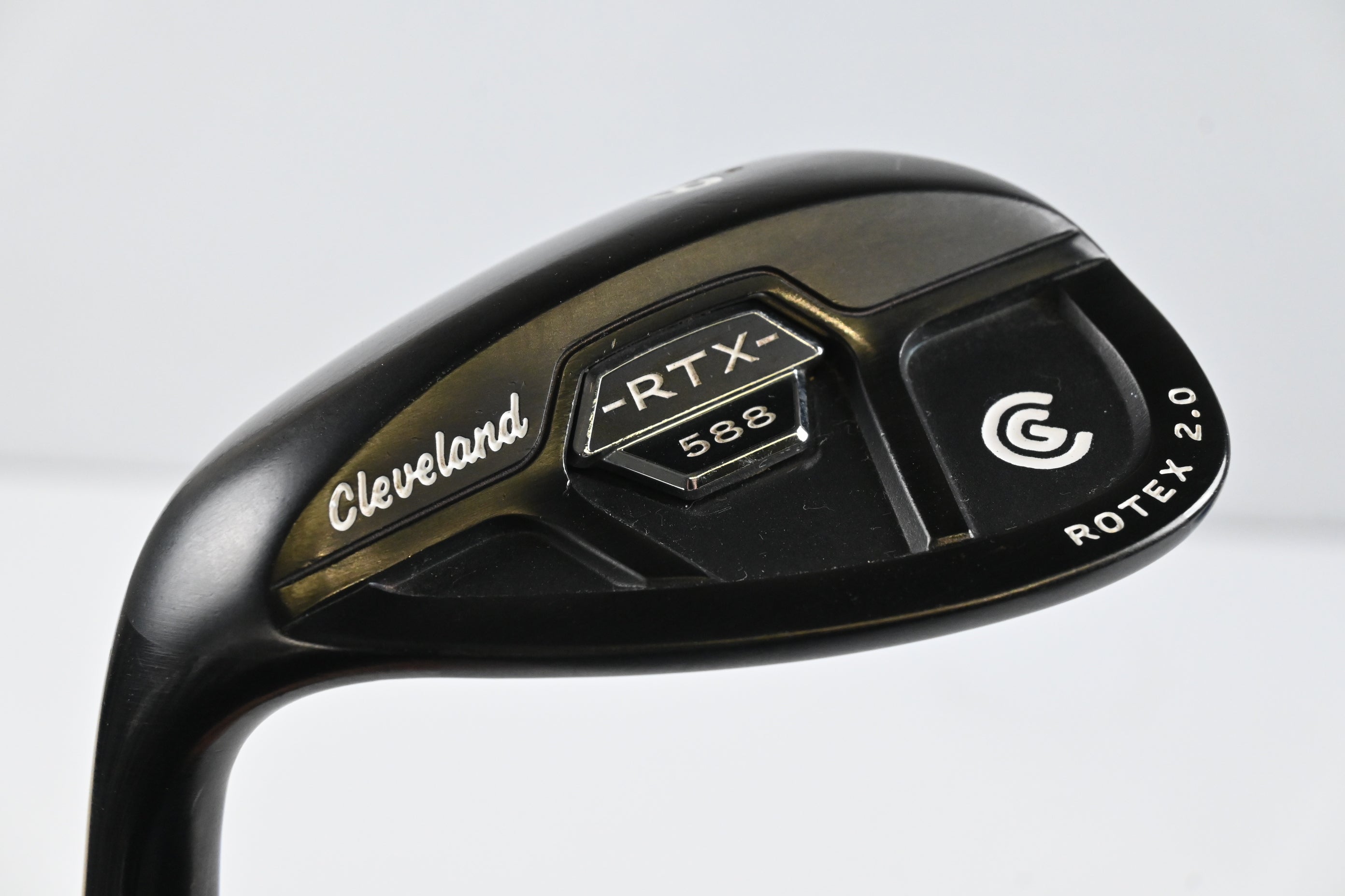 Left Hand Cleveland 588 RTX 2.0 Lob Wedge / 64 Degree / Wedge Flex Dynamic Gold