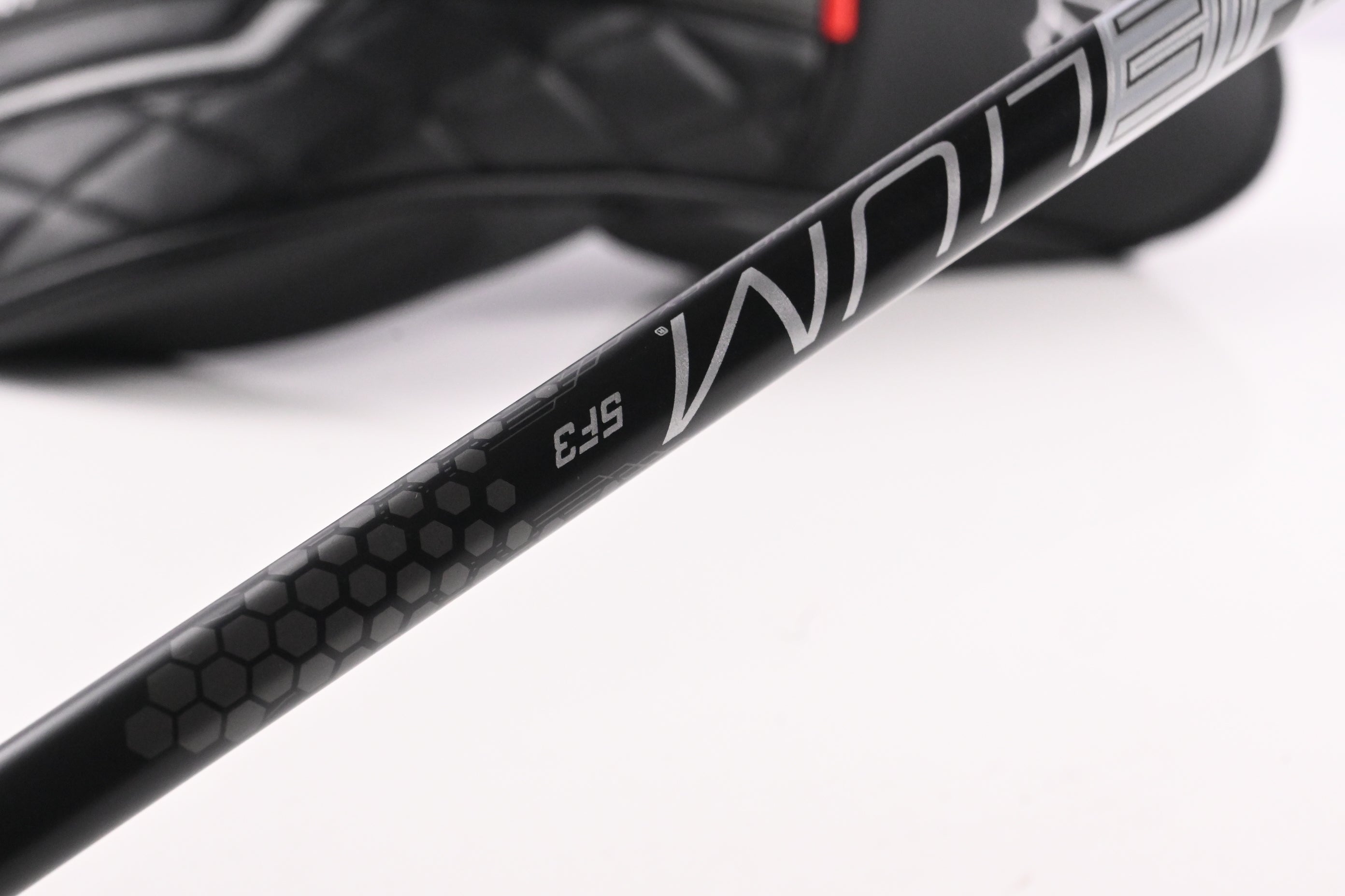 Wilson Staff DYNAPWR 2025 Max Driver / 9 Degree / Regular Flex Helium Nanocore 5