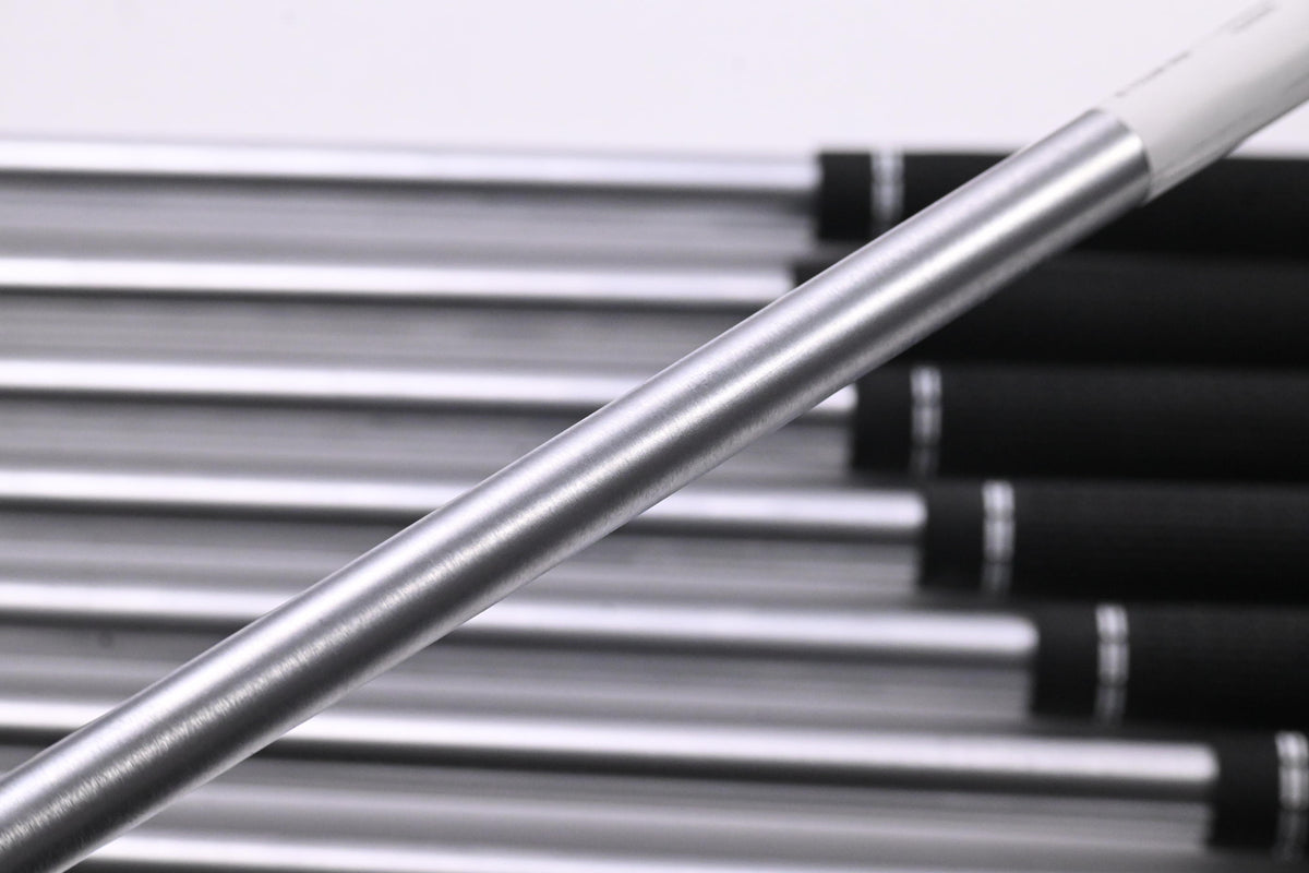 Srixon ZXi4 Irons / 4-PW+SW / Stiff Flex KBS C-Taper Shafts