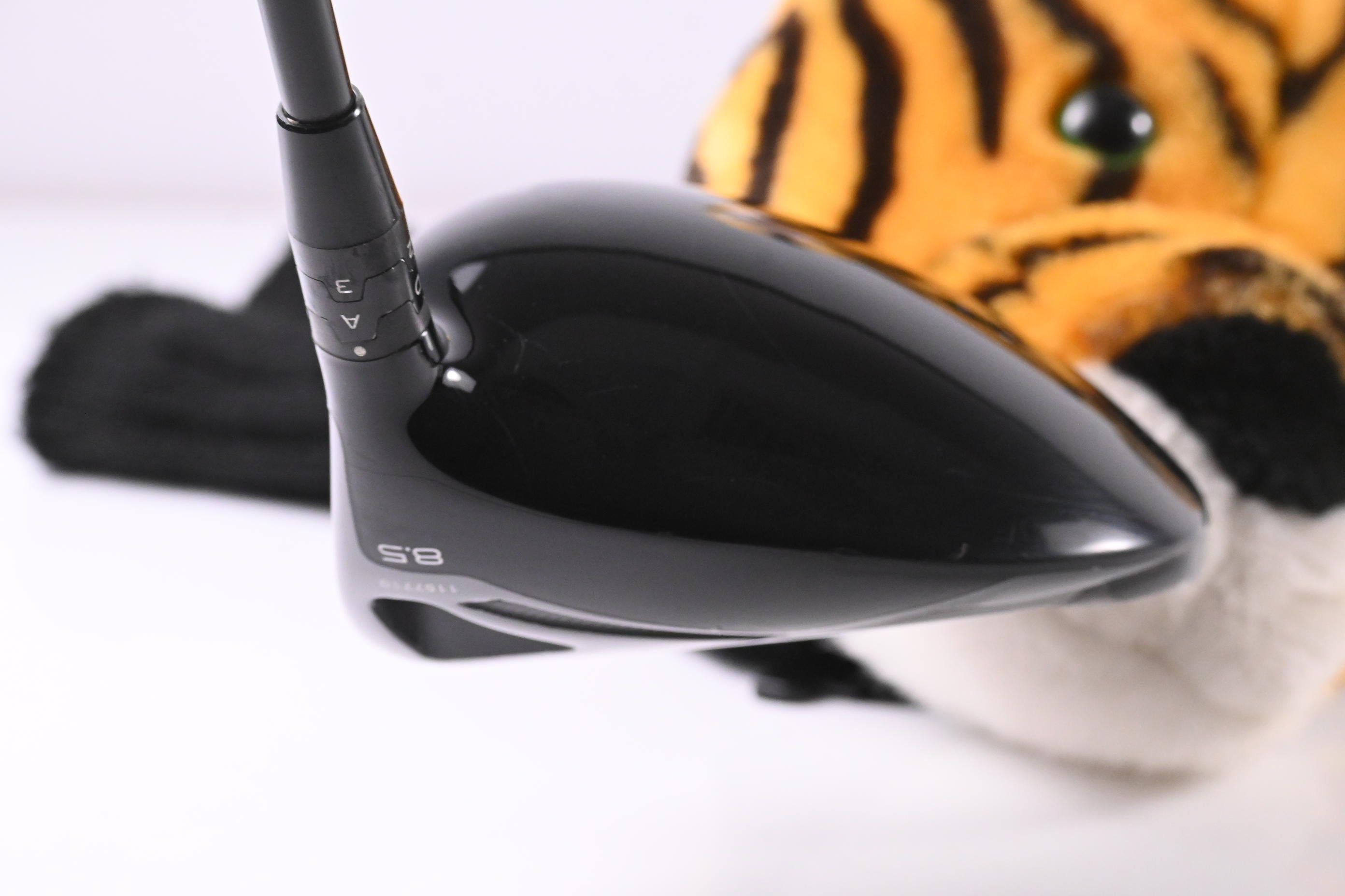 Titleist TS2 Driver / 8.5 Degree / Stiff Flex Accra FX 2.0 100F Shaft