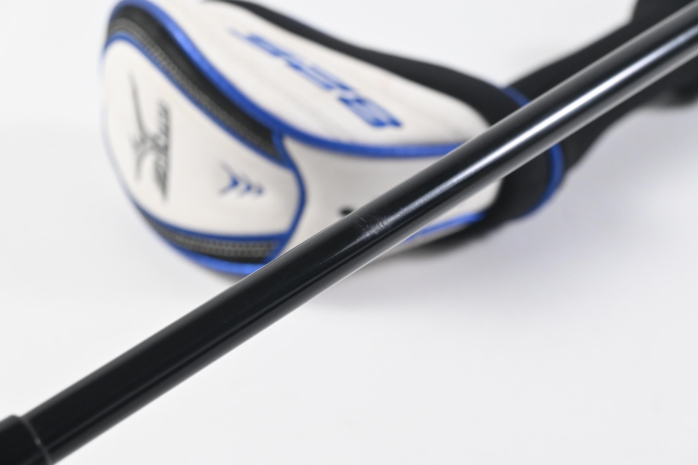 Mizuno JPX 825 #3 Hybrid / 19 Degree / Regular Flex Fujikura Orochi 70 Shaft
