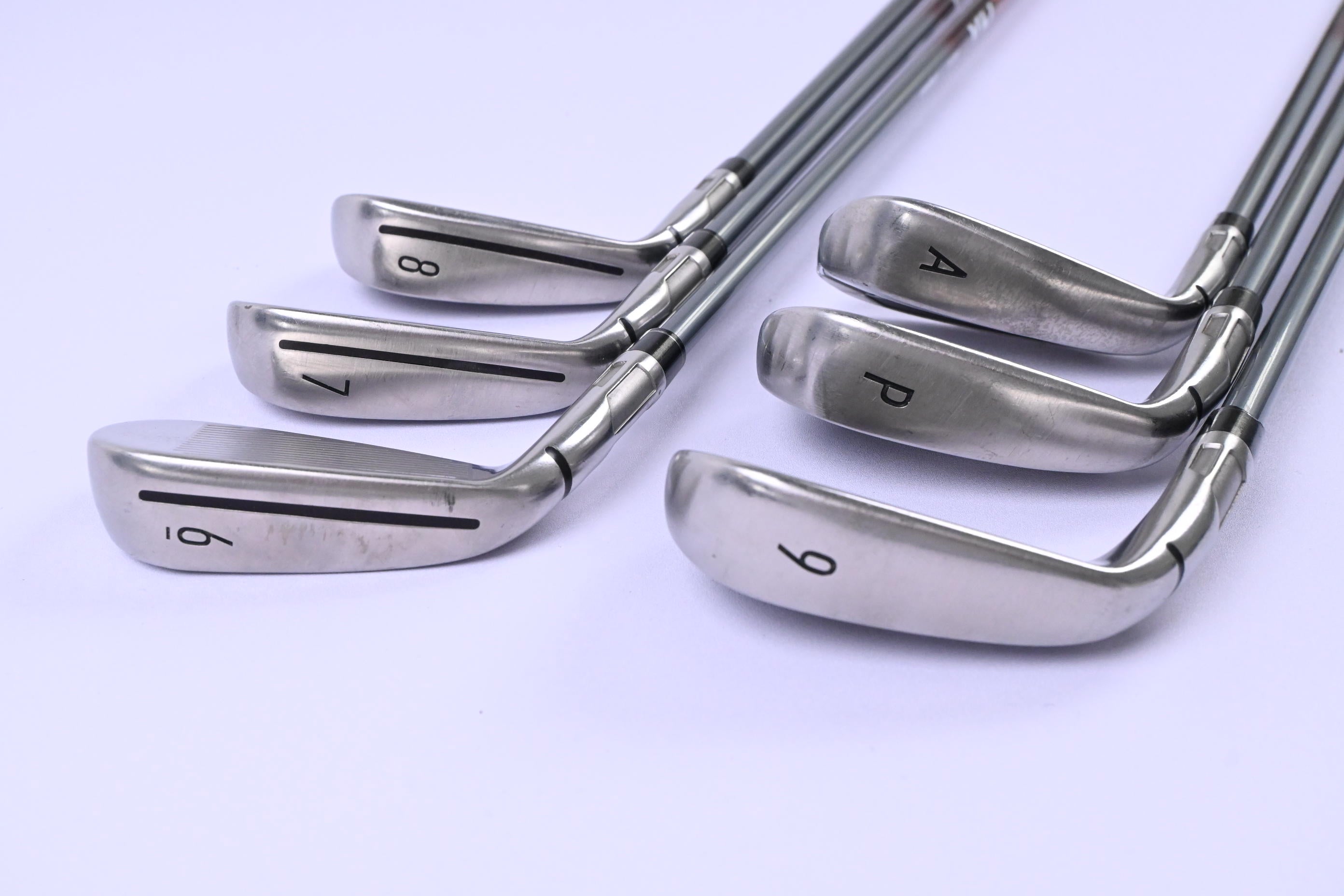 Taylormade Stealth Irons / 6-PW+GW / Regular Flex Fujikura Speeder NX 50 Shafts