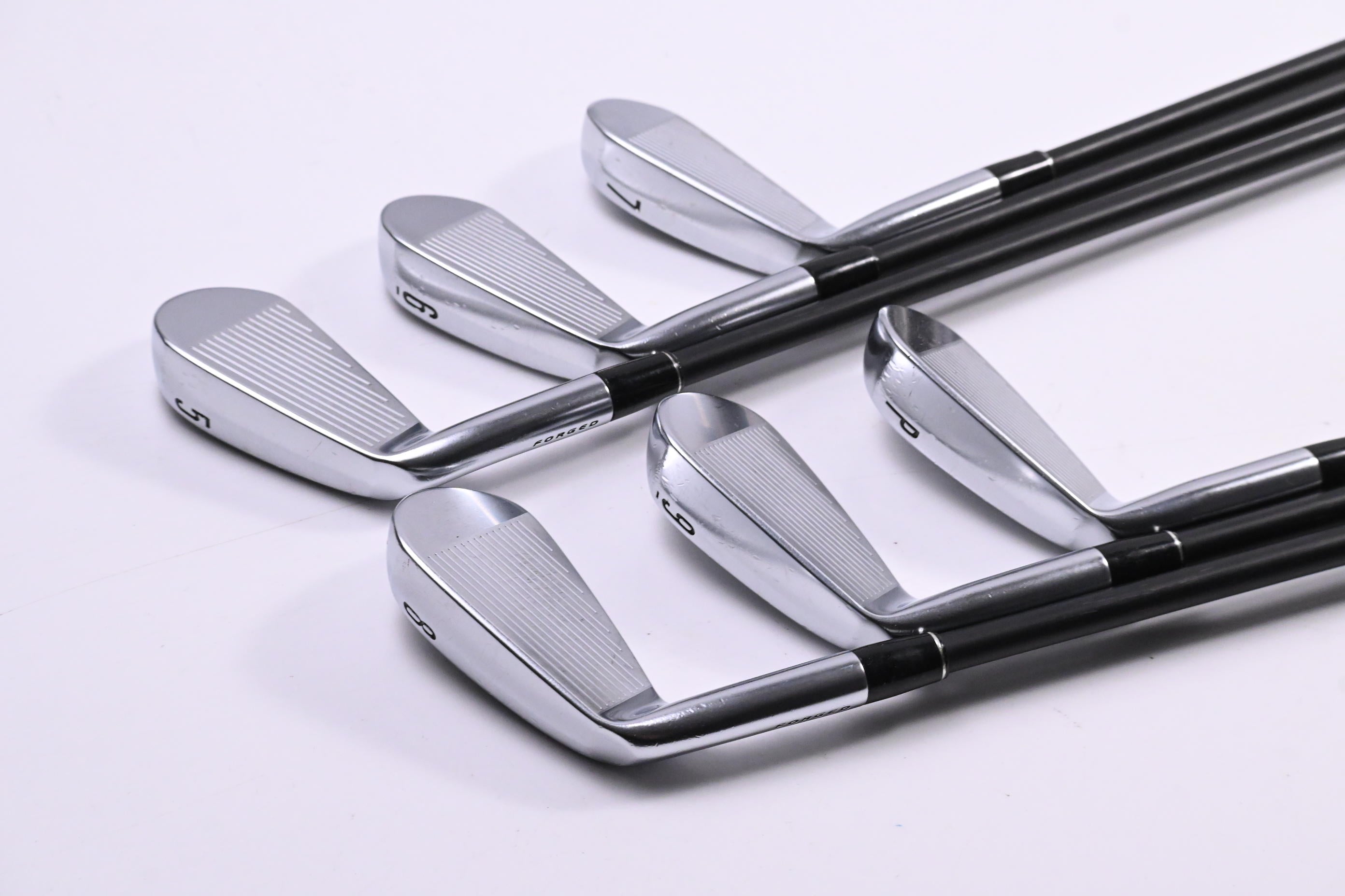 Srixon ZX5 MK II 2023 Irons / 5-PW / Stiff Flex Aldila NV White 85 Shafts