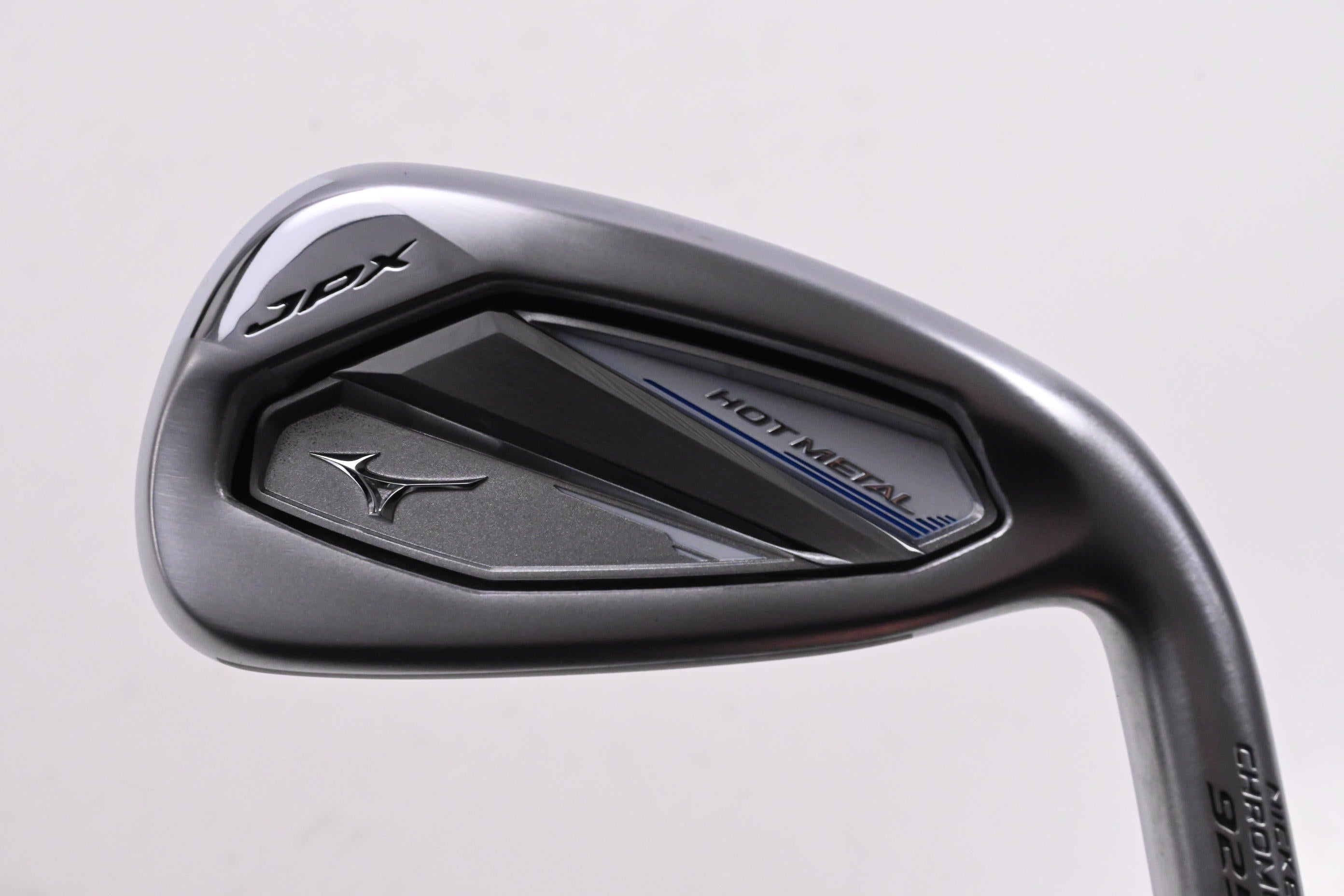 Mizuno JPX 925 Hot Metal #4 Iron / 19 Degree / Regular Flex UST Mamiya Recoil 60