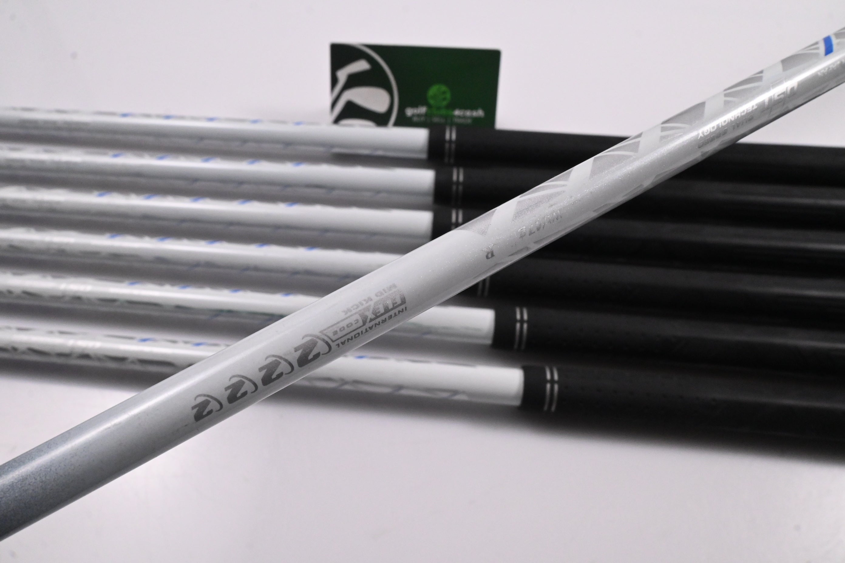 XXIO 12 Irons / 6-PW+AW+SW / Regular Flex XXIO MP 1200 47g Shafts