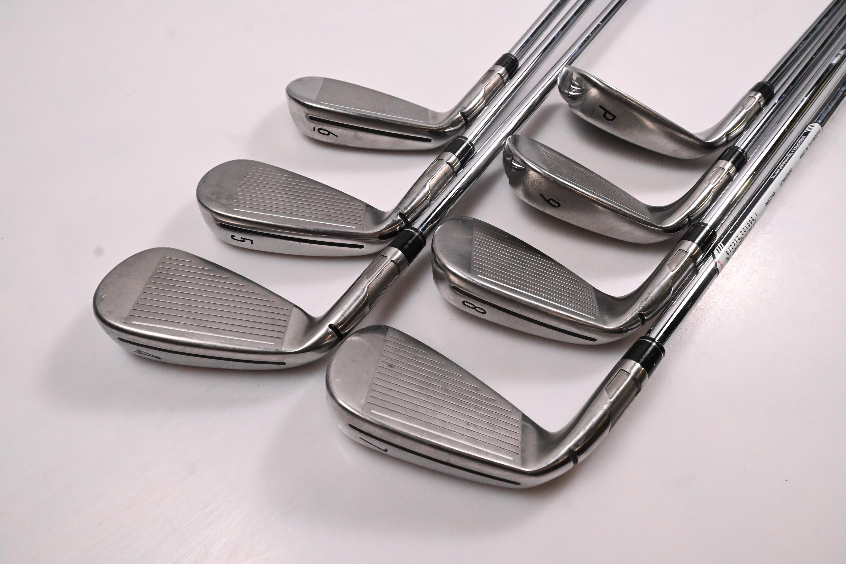 Taylormade SIM2 Max Irons / 4-PW / Regular Flex KBS Max MT 85 Shafts