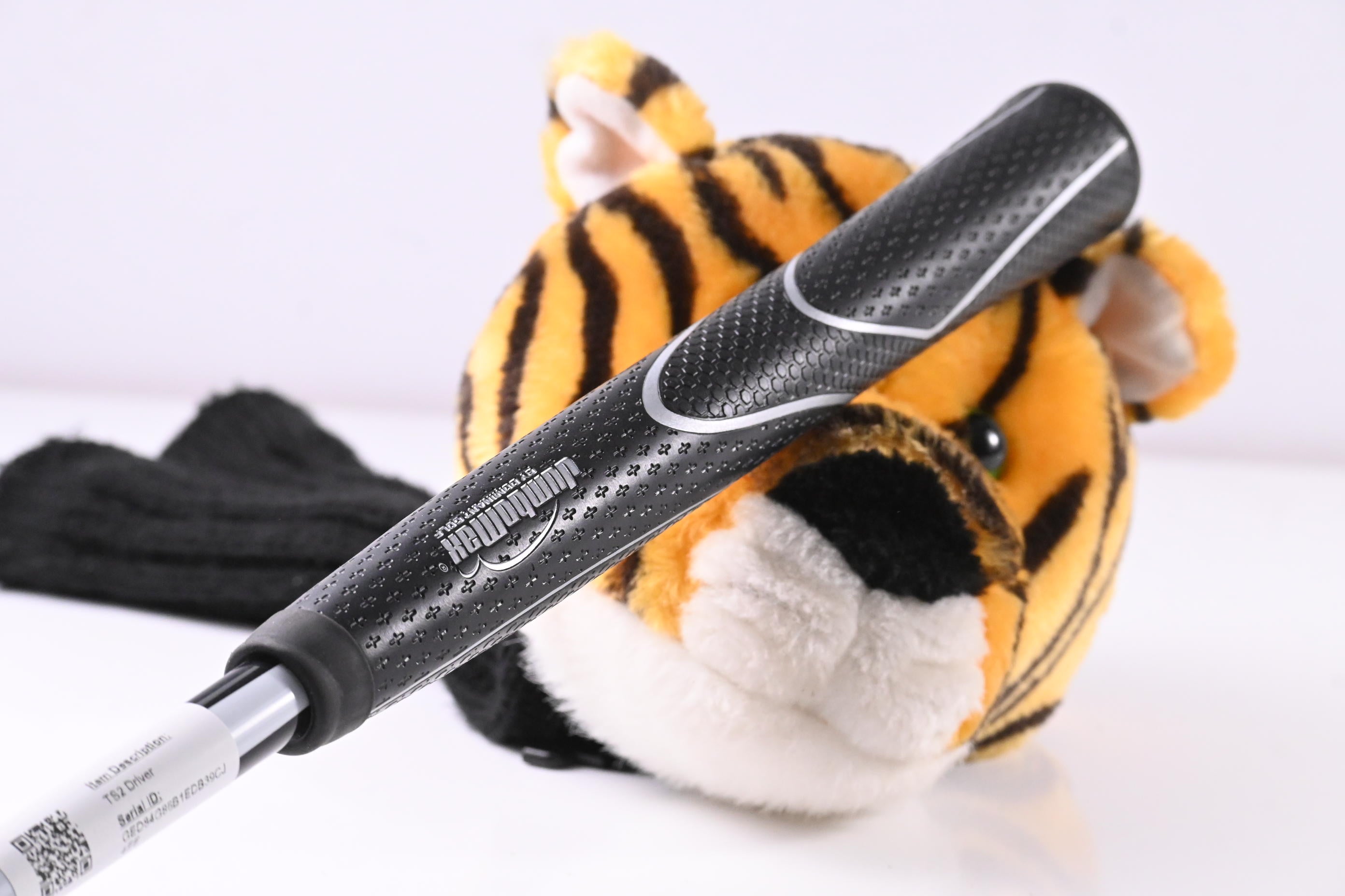 Titleist TS2 Driver / 8.5 Degree / Stiff Flex Accra FX 2.0 100F Shaft