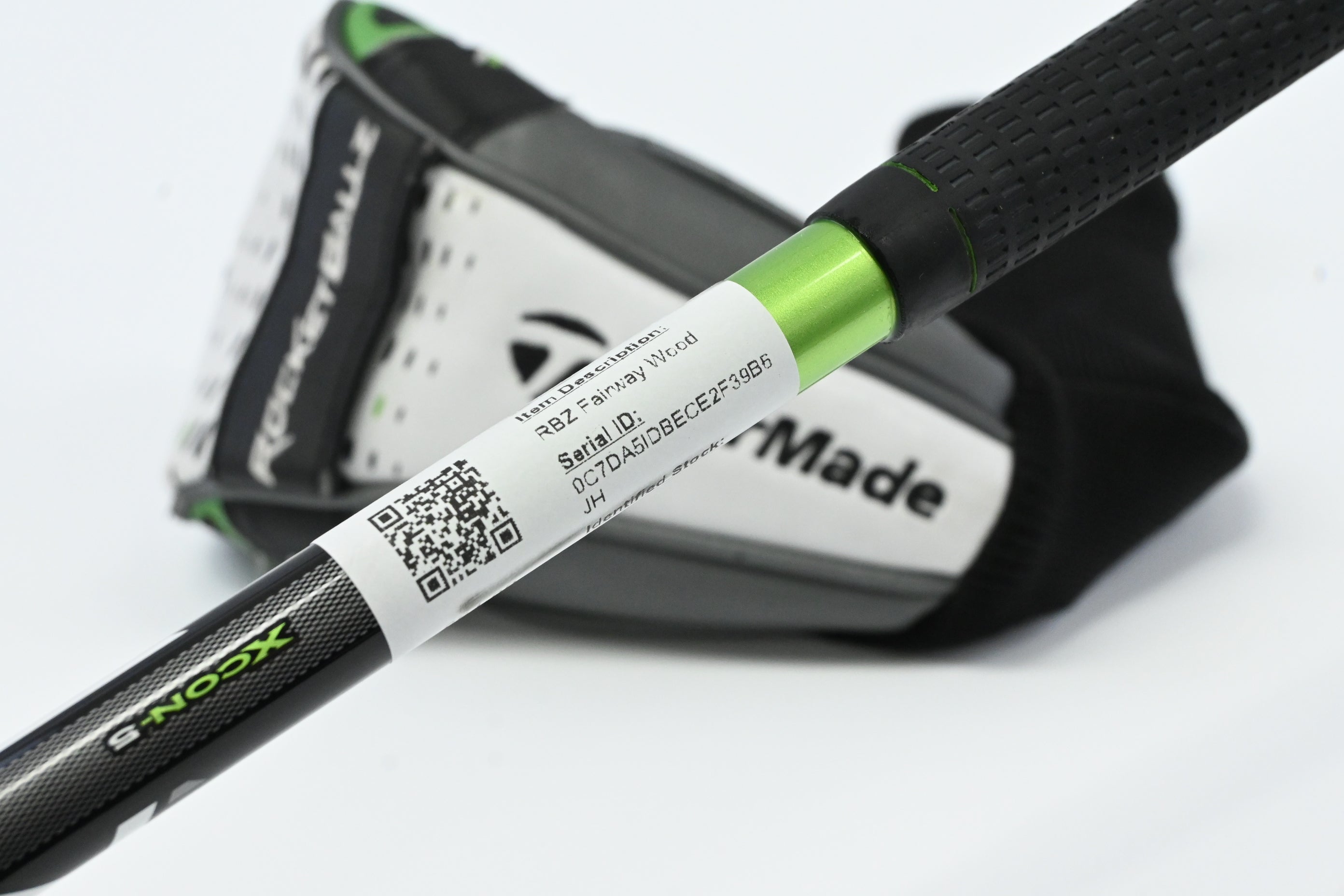 Taylormade RBZ #3 Wood / 17 Degree / Regular Flex Matrix Ozik Xcon-5 Shaft