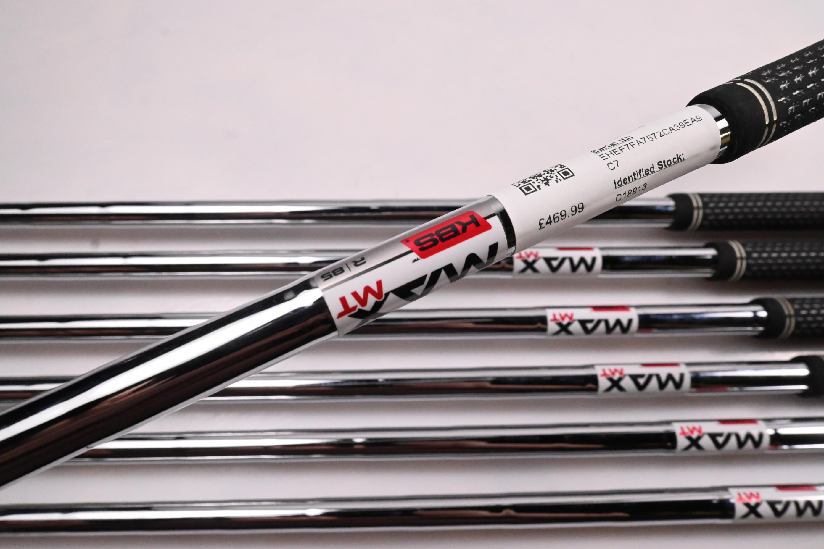 Taylormade SIM2 Max Irons / 4-PW / Regular Flex KBS Max MT 85 Shafts