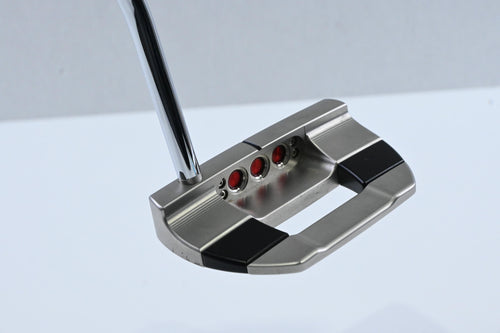 Scotty Cameron 2025 Studio Style Fastback Putter / 35 Inch