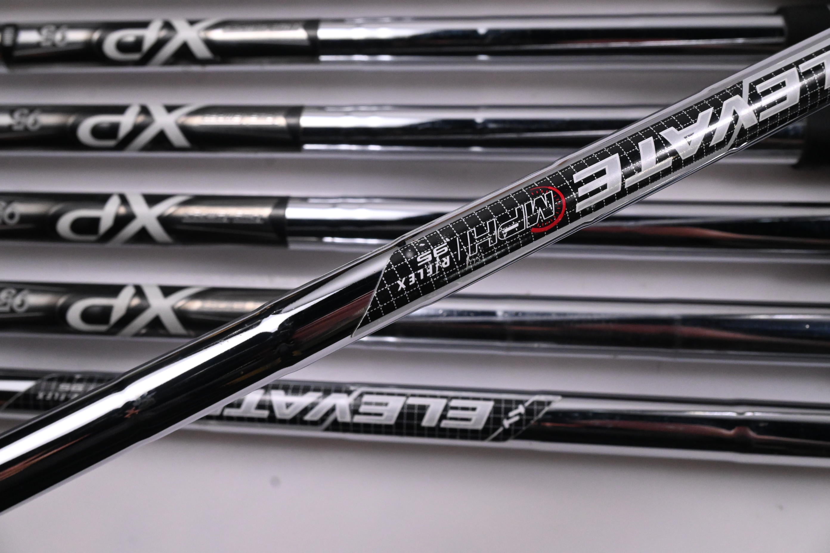 Ping G410 Irons / 6-PW+GW+SW / Blue Dot / Regular Flex Elevate MPH 95 Shafts