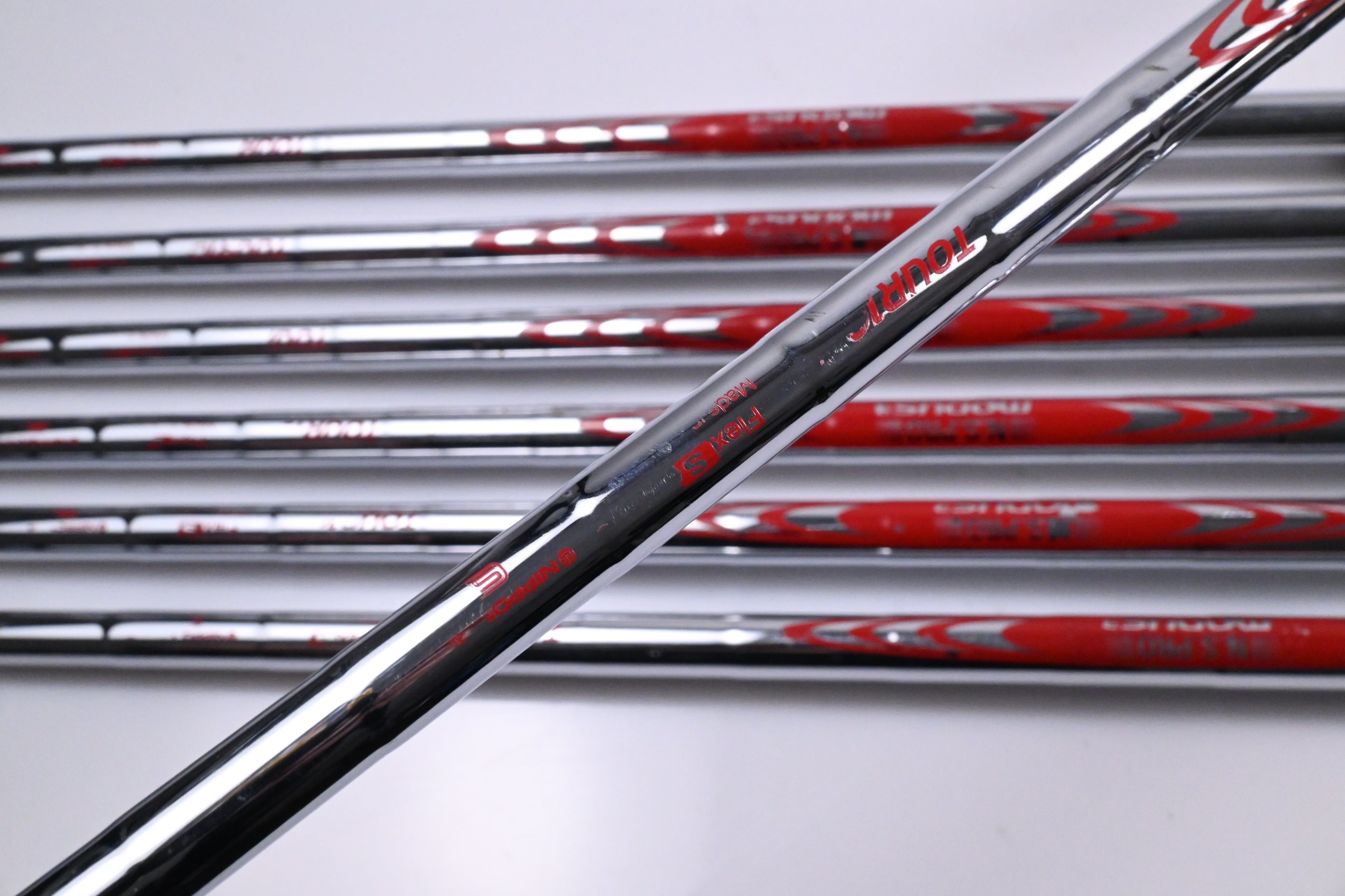 Ping i530 Irons / 5-PW+UW / Black Dot / Stiff Flex N.S.Pro Modus3 Tour 105